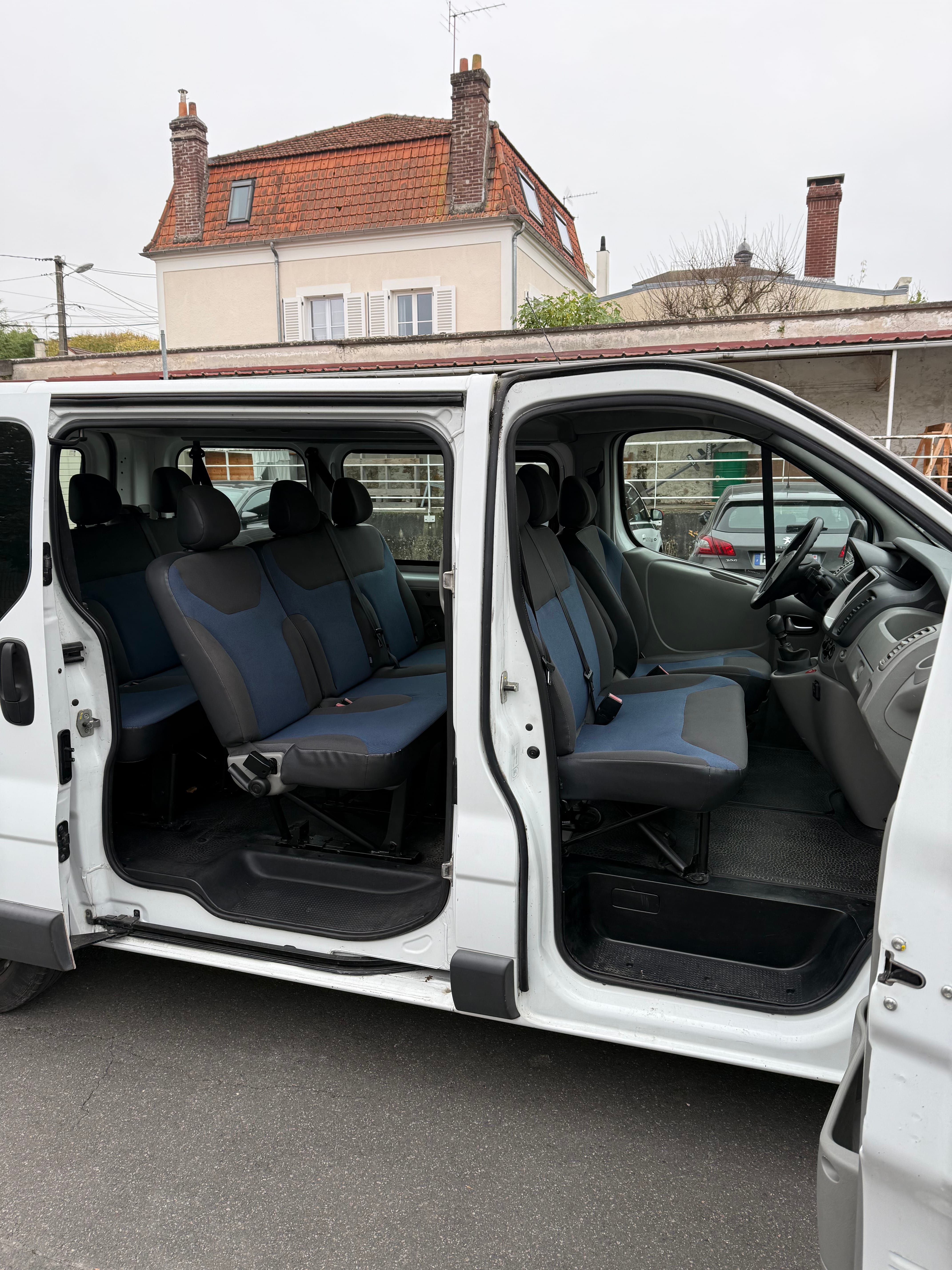 Renault Trafic Passenger avec Entrée audio / iPod