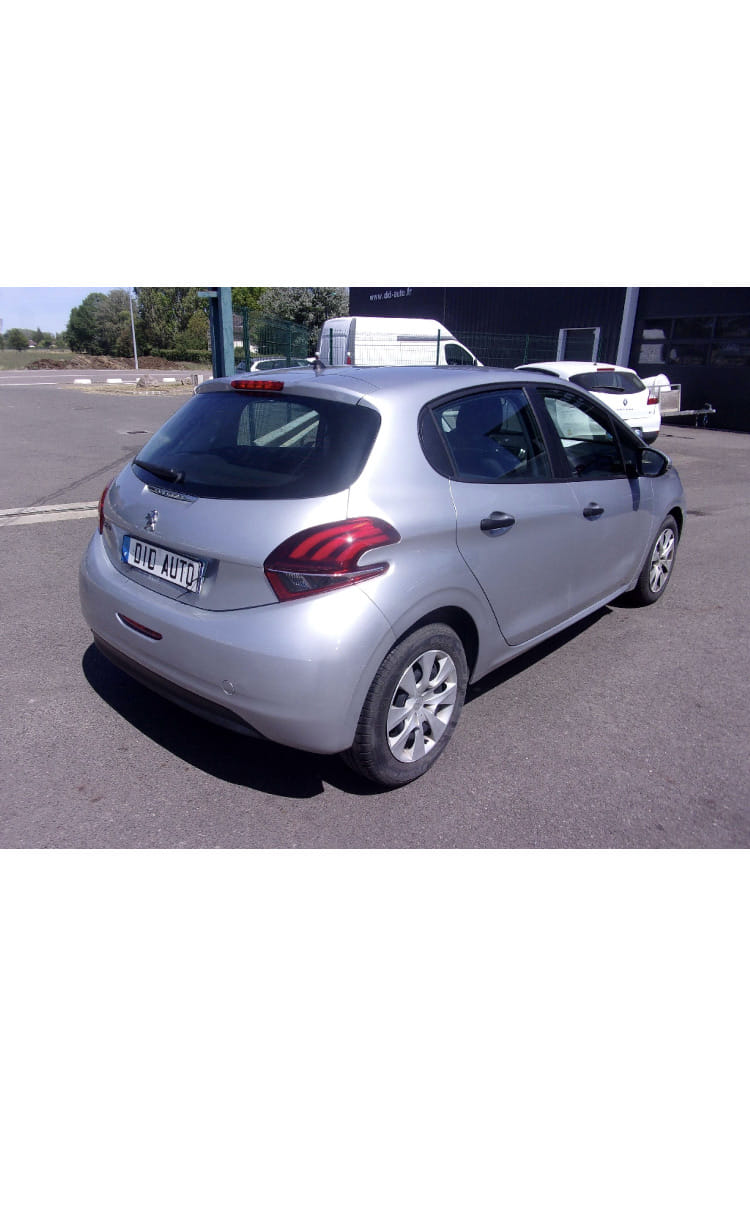 Peugeot 208 met GPS