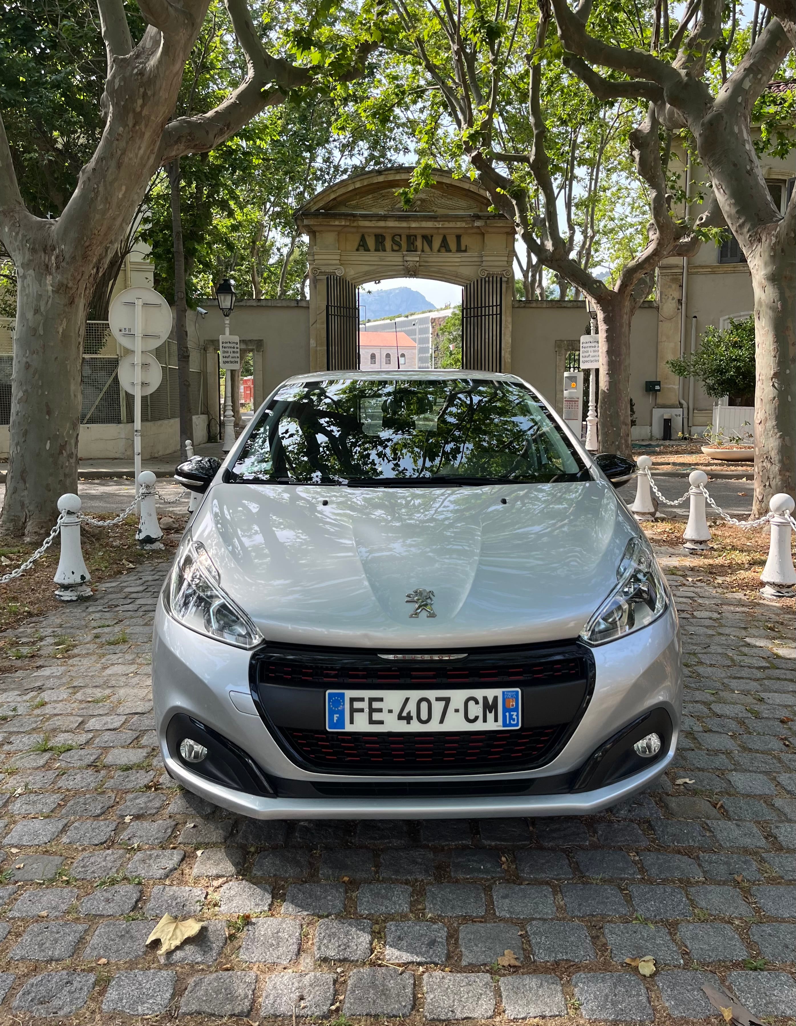 Peugeot 208 avec Port USB