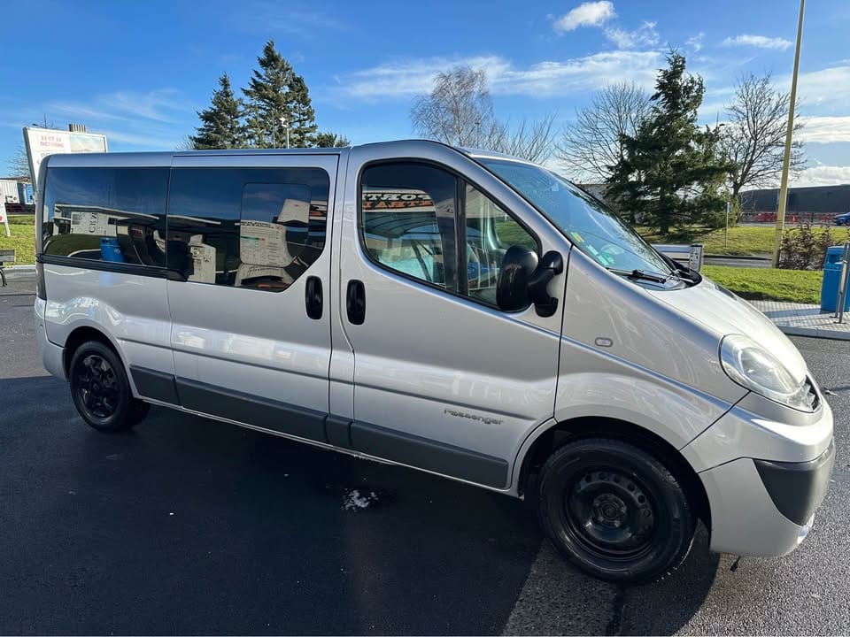Renault Trafic Passenger 2.0 HDI, 2012, Diesel, 9 places et plus