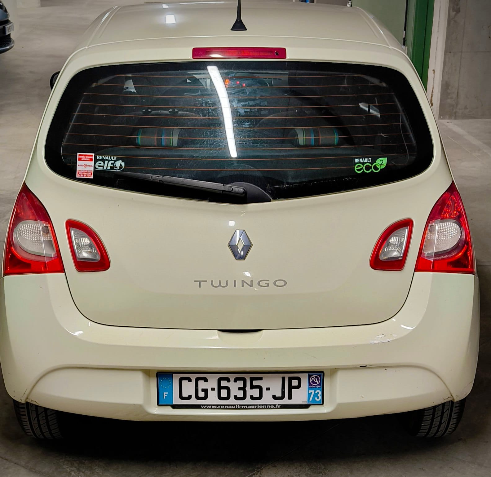 Renault Twingo II 1.2 essence avec Entrée audio / iPod