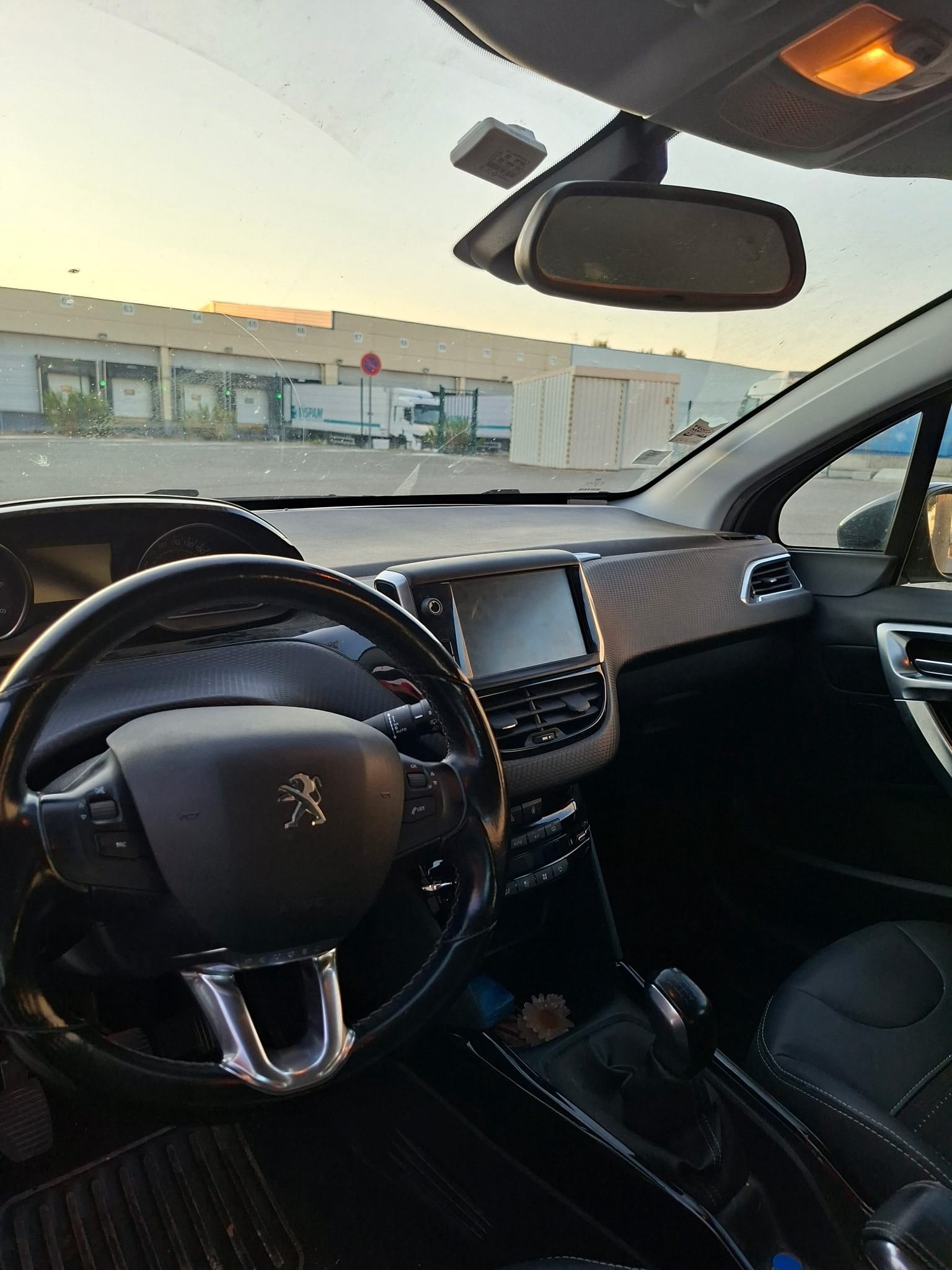 Peugeot 2008 avec GPS