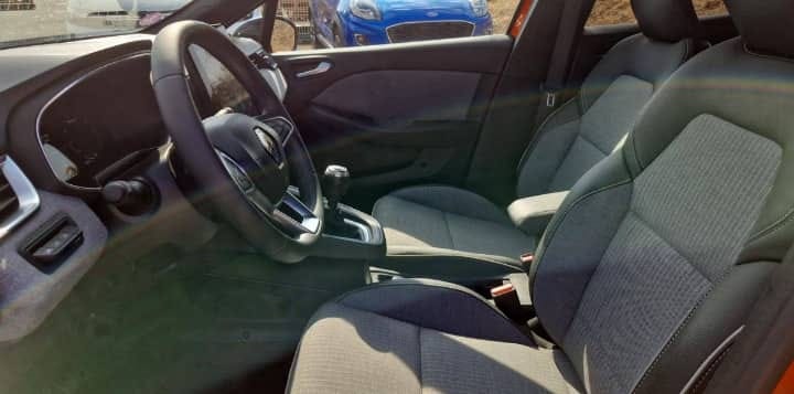 Renault Clio avec GPS