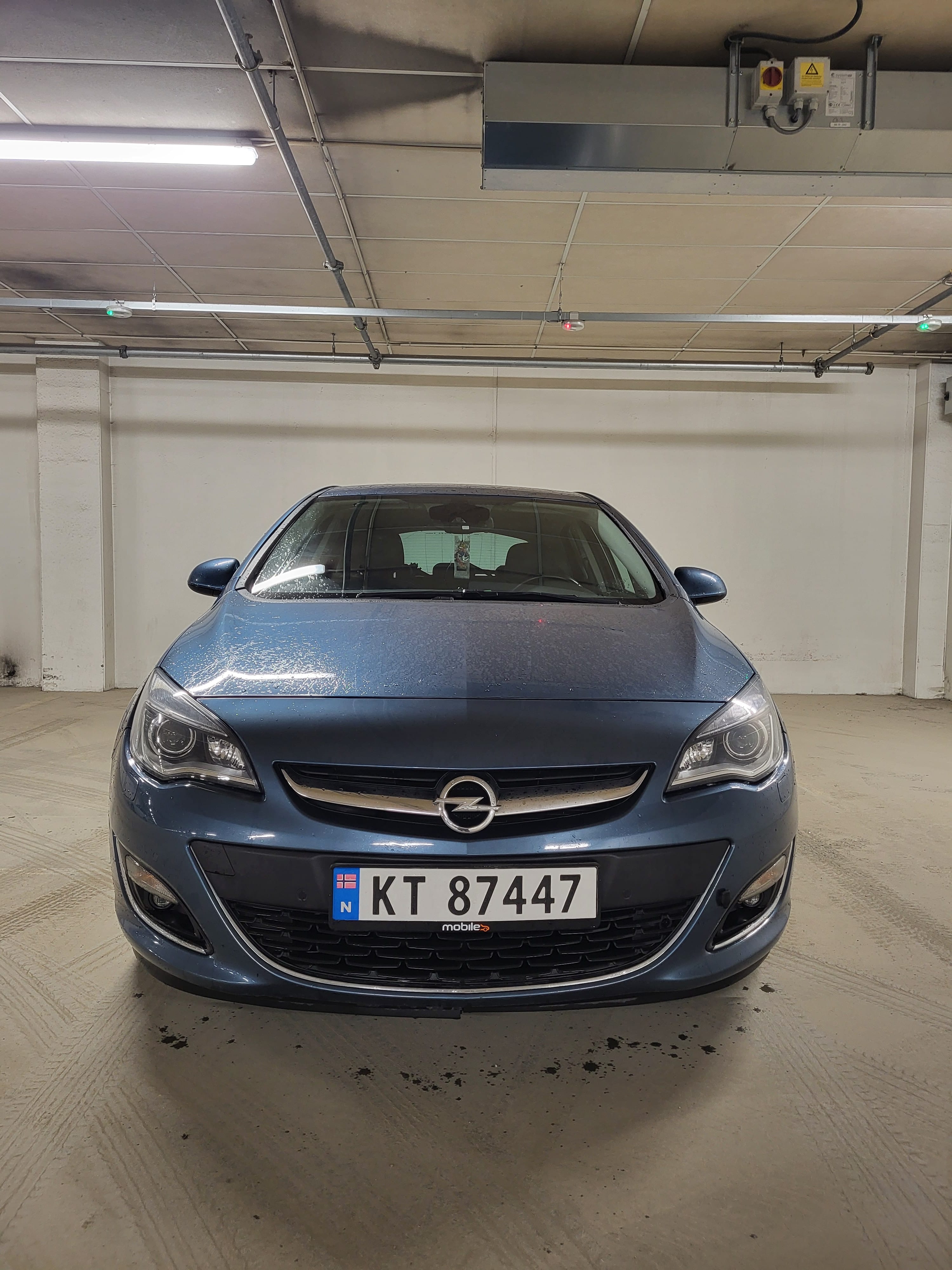 Opel Astra met Audio- / iPod-ingang