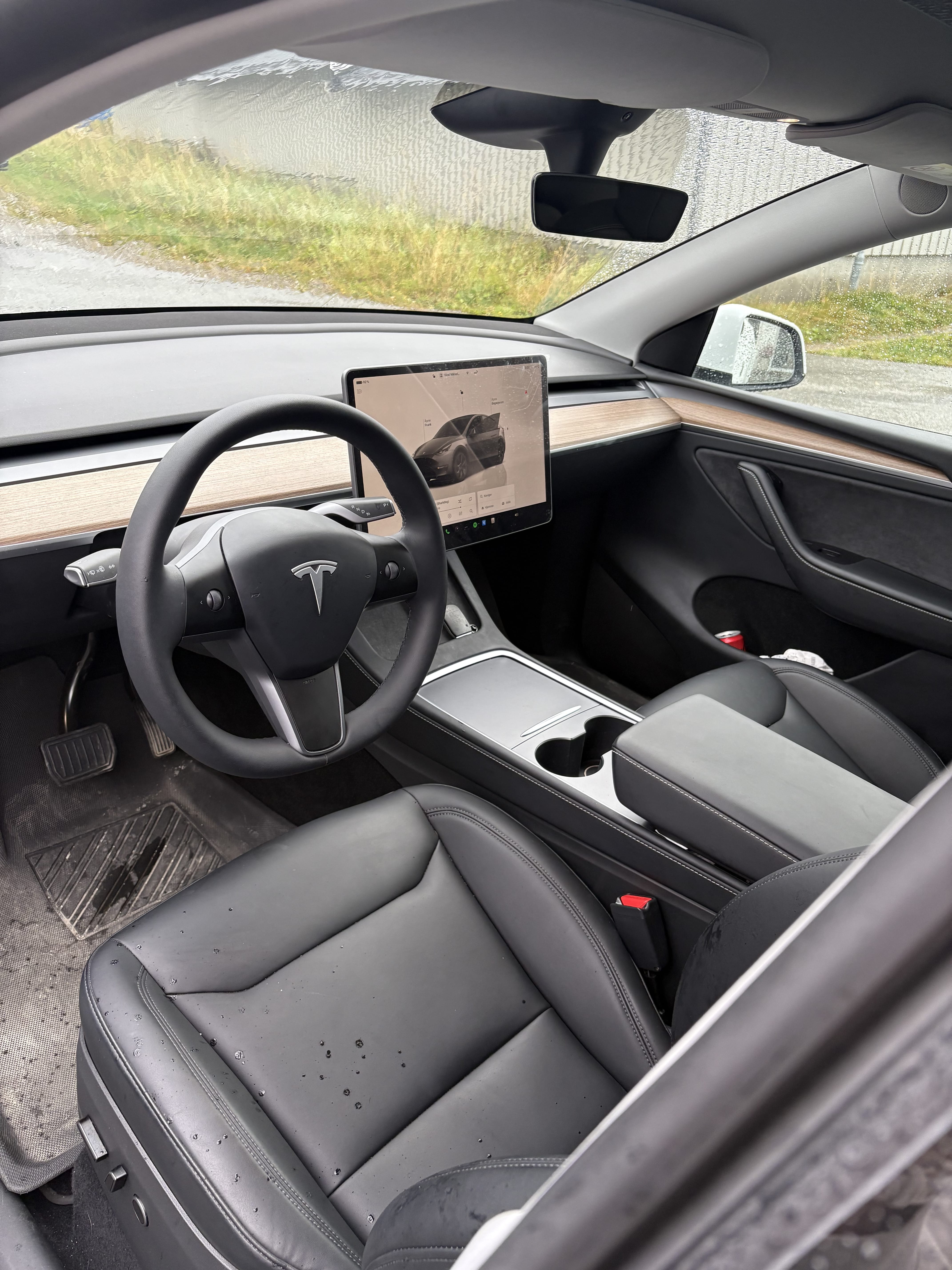 Tesla Model Y Long Range met GPS
