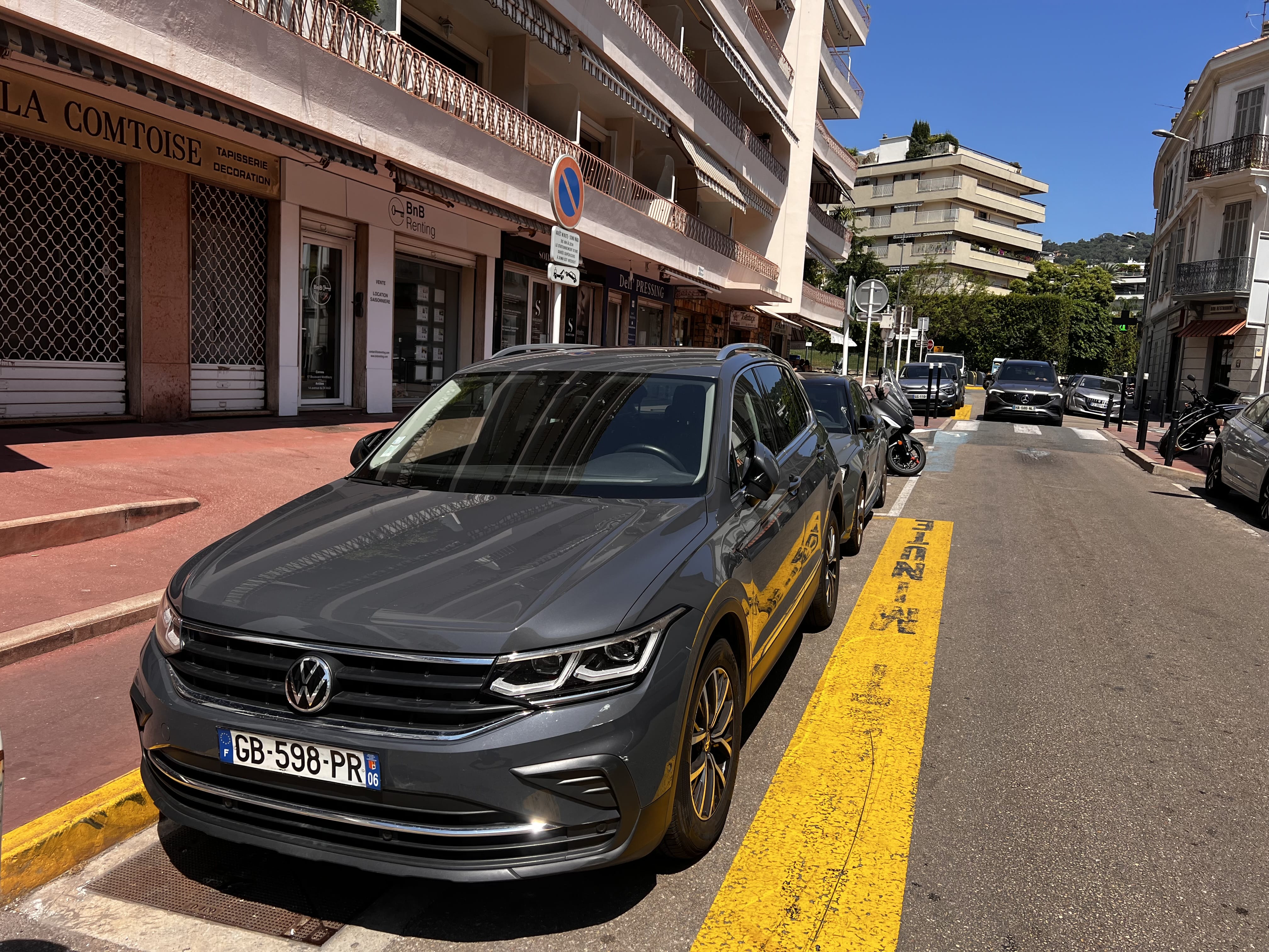Volkswagen Tiguan, 2021, Essence 95, automatique