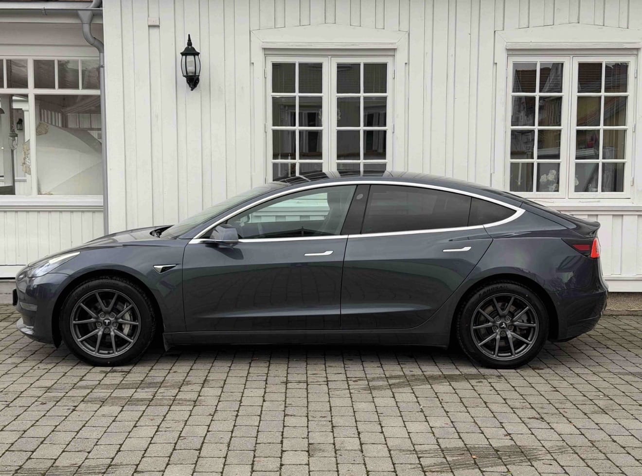 Tesla Model 3 med Aircondition