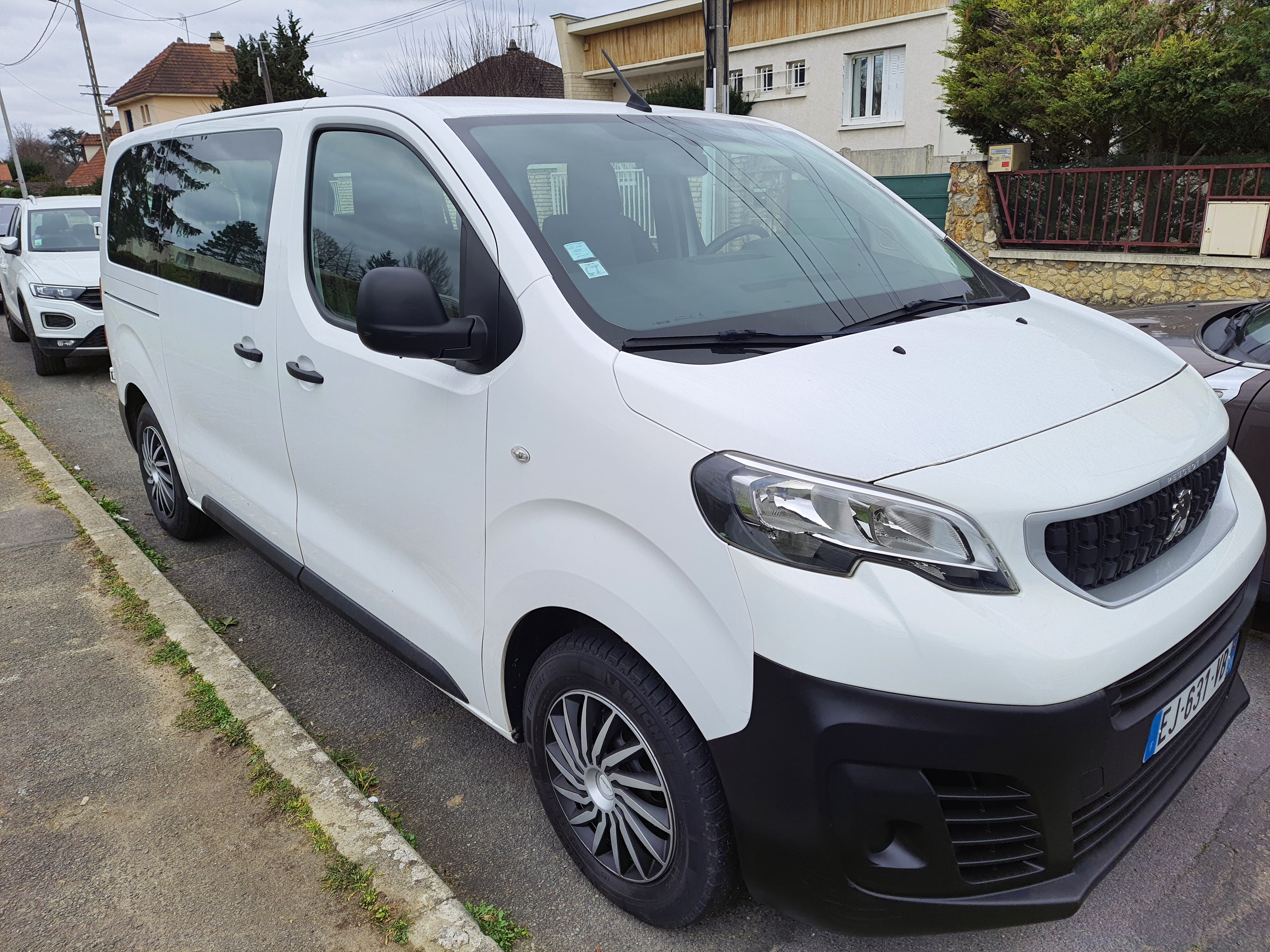 Peugeot Traveller 9 places Clim., 2017, Diesel, 9 places et plus