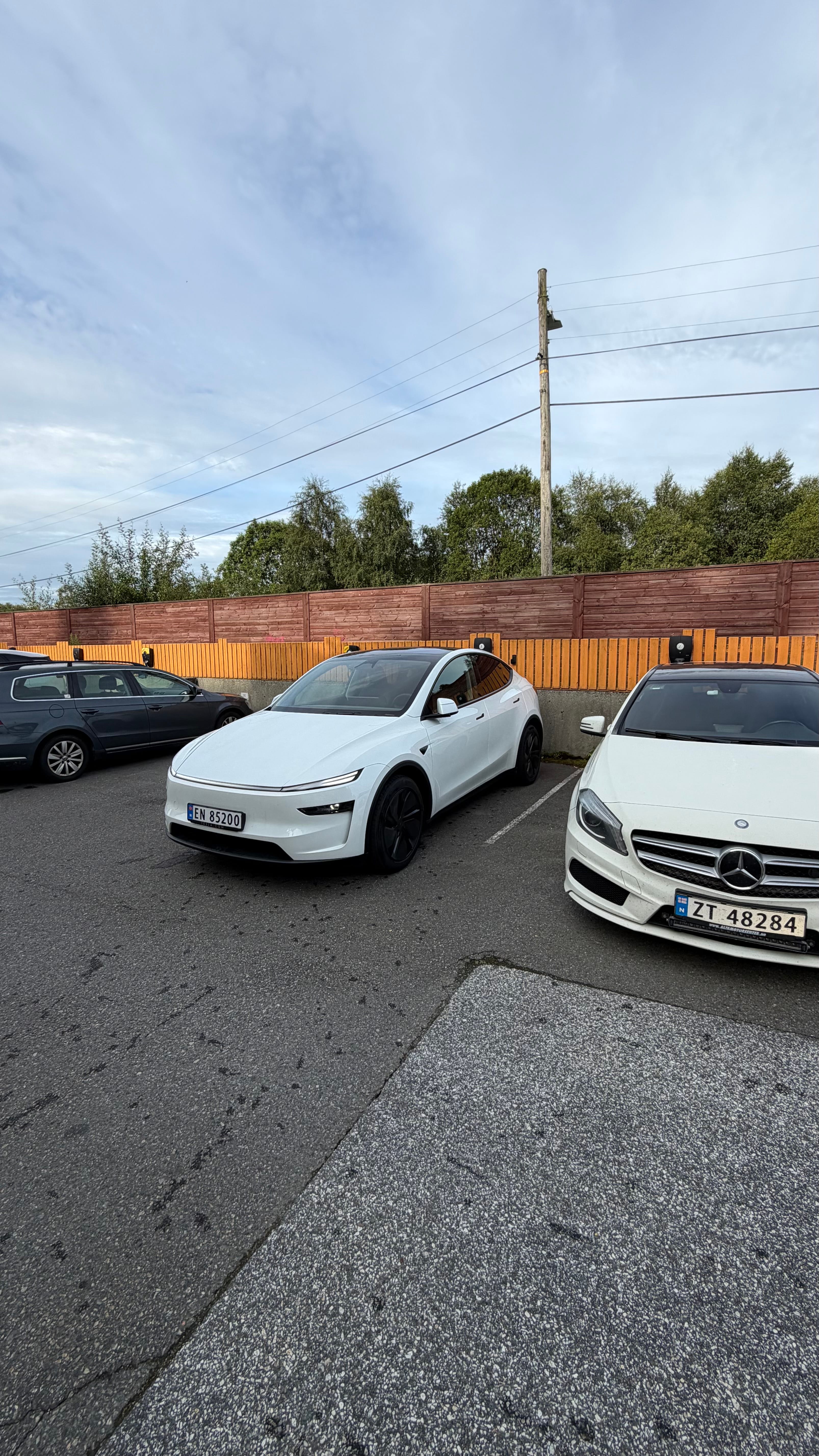 Tesla Model Y Long Range with Baby seat