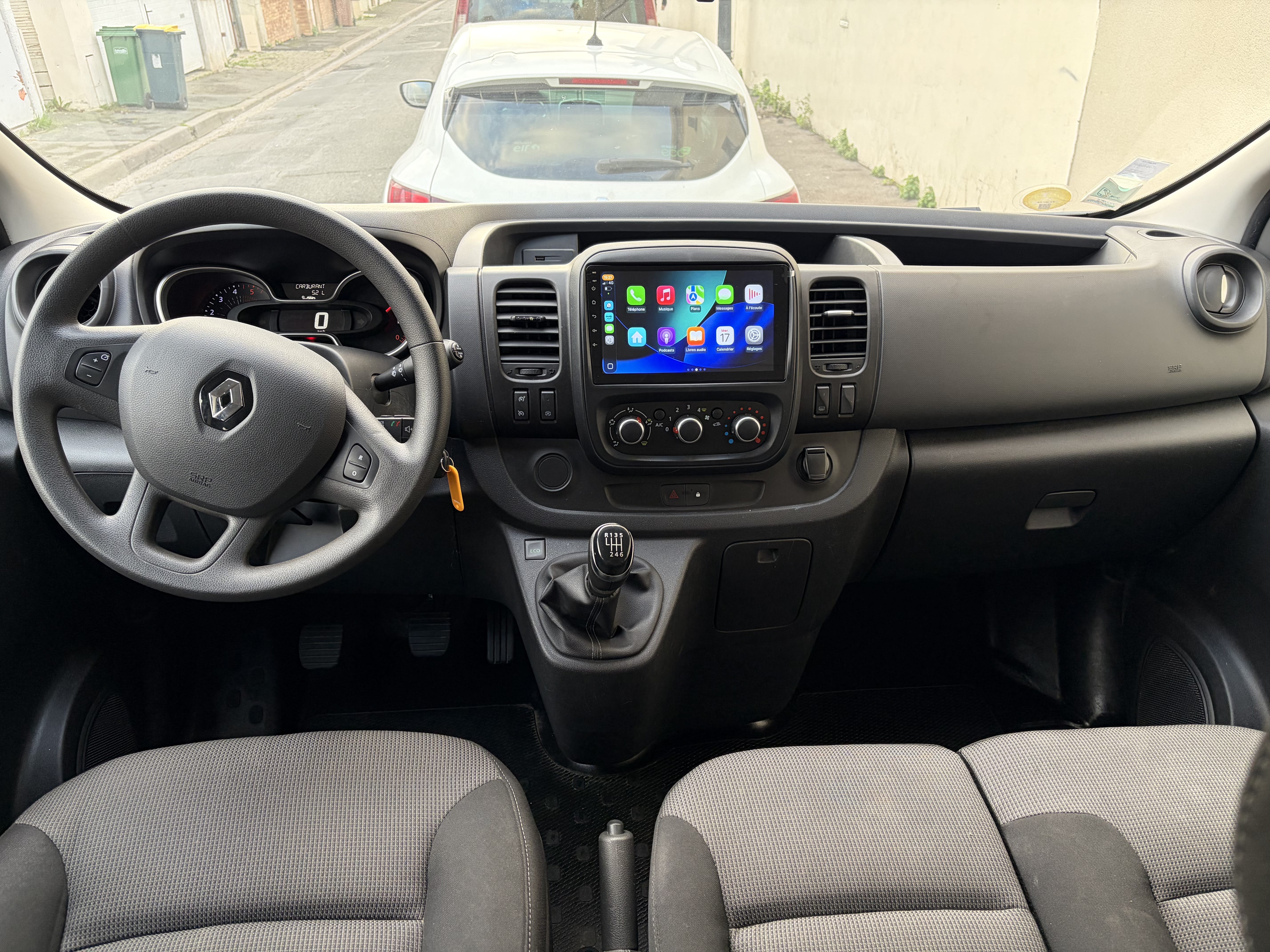 Renault Trafic Passenger 2.0 DCI long 9 places 125 CH avec Audio Bluetooth