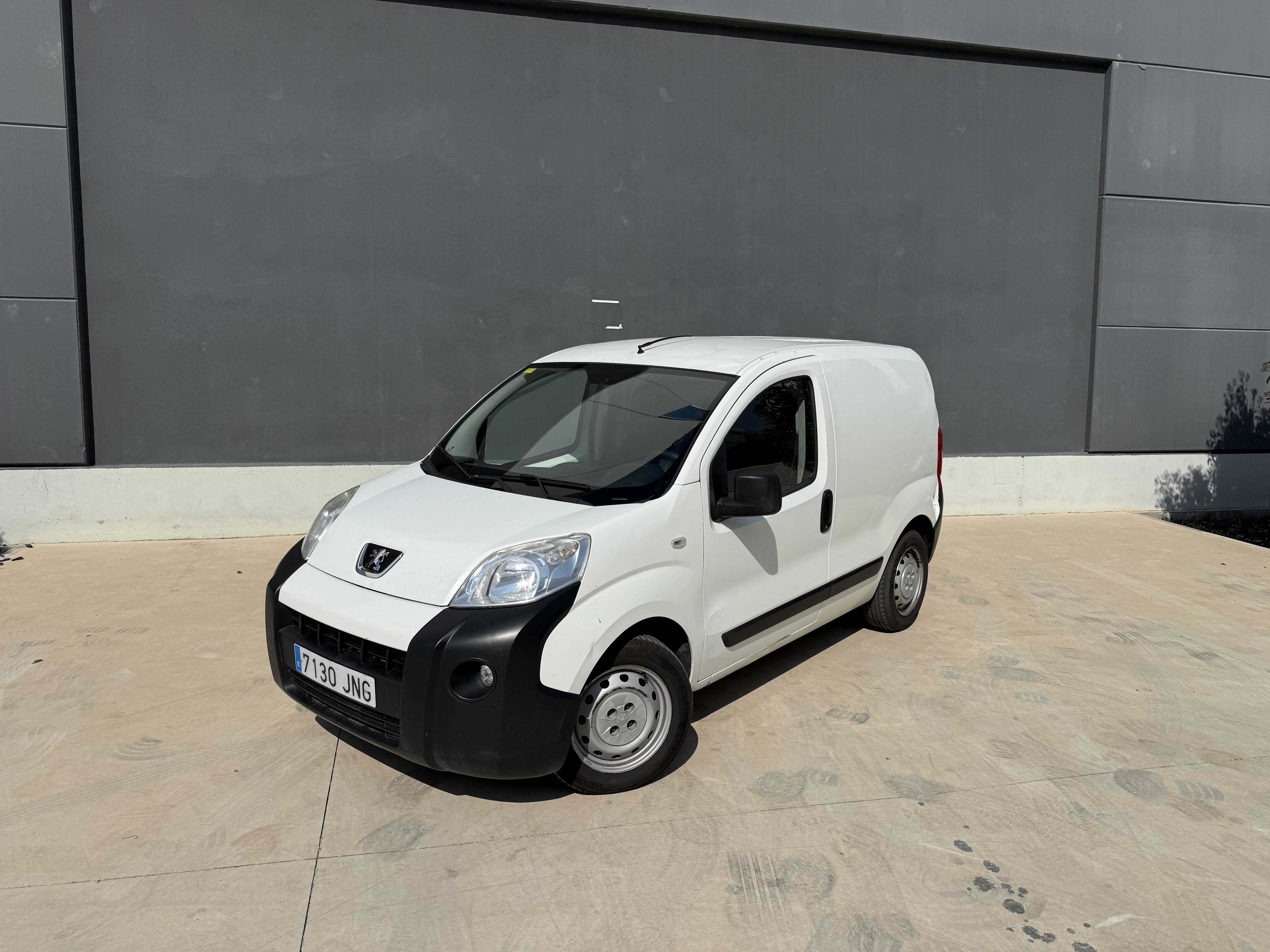 Peugeot Bipper con Aire acondicionado