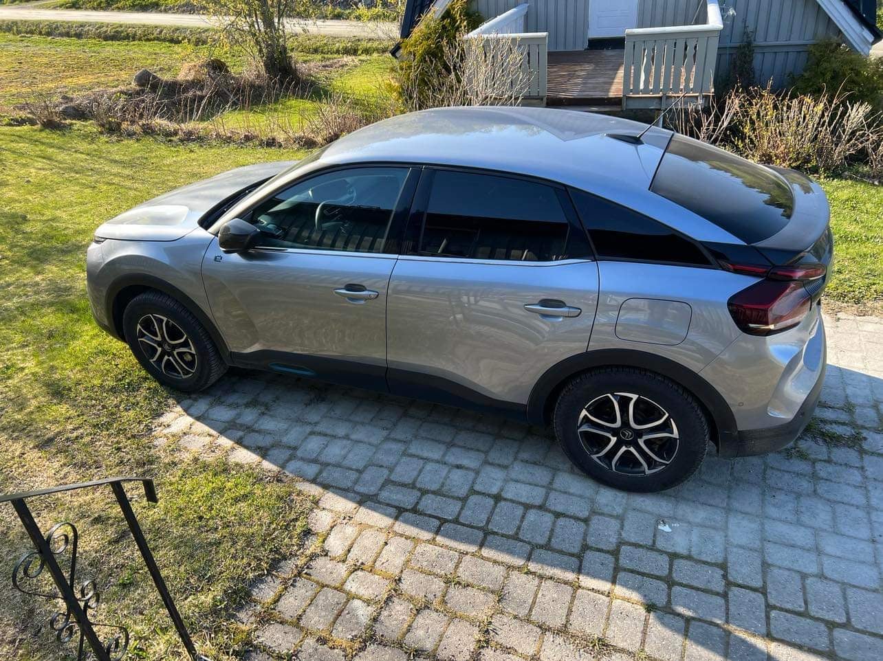 Citroen ë-C4 med GPS