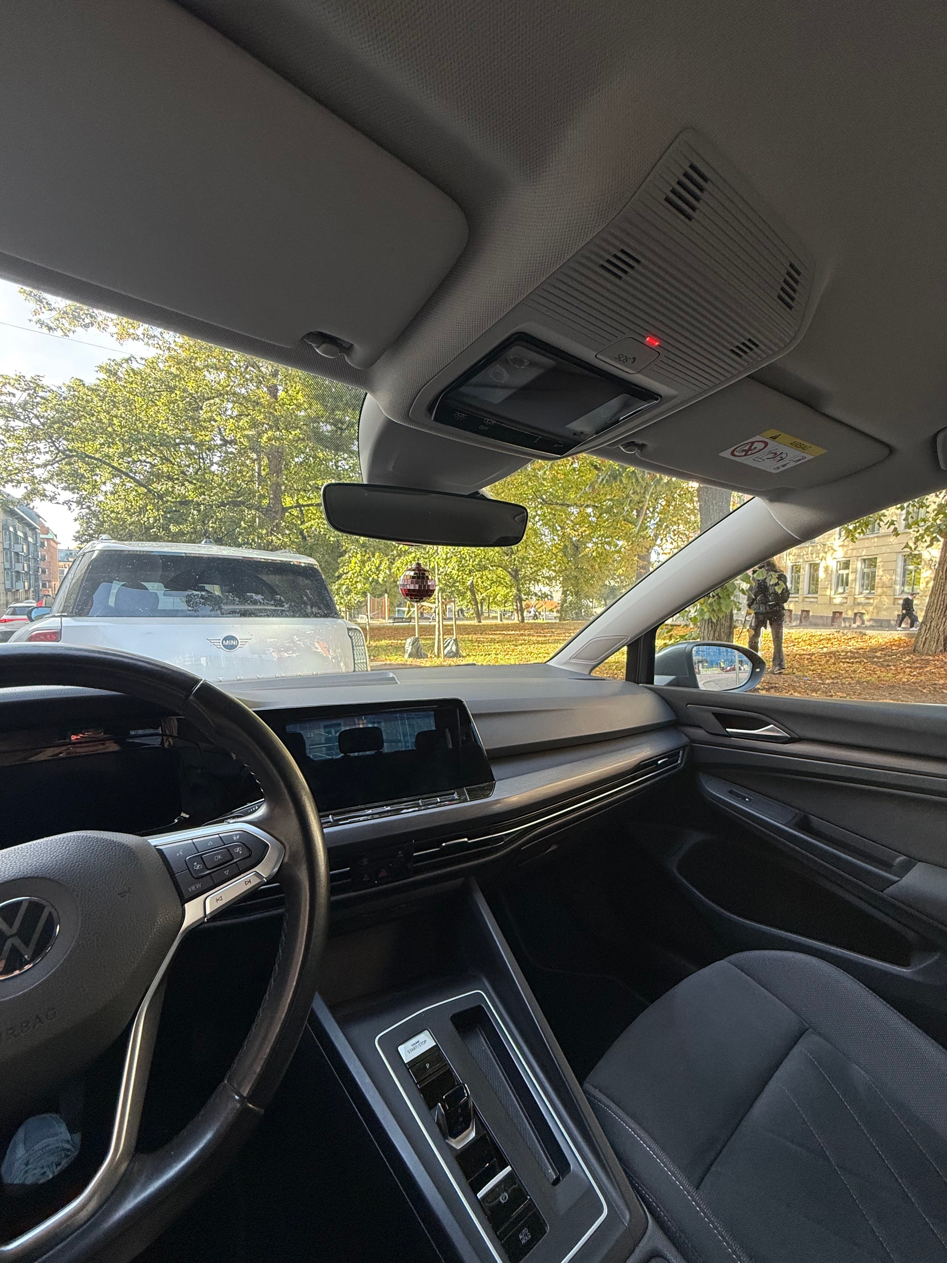 Volkswagen Golf with Cruise control