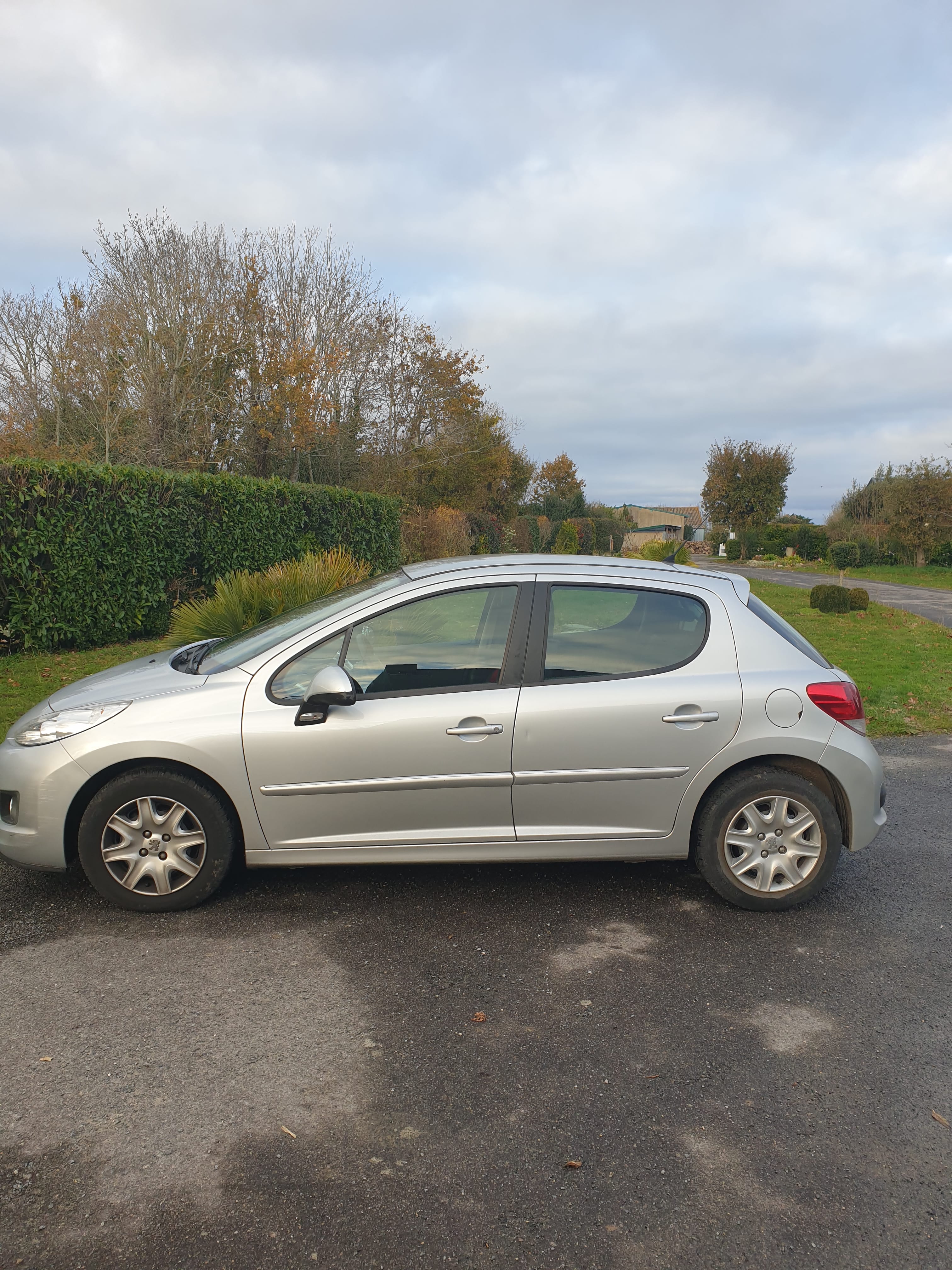 Peugeot 207 avec Climatisation