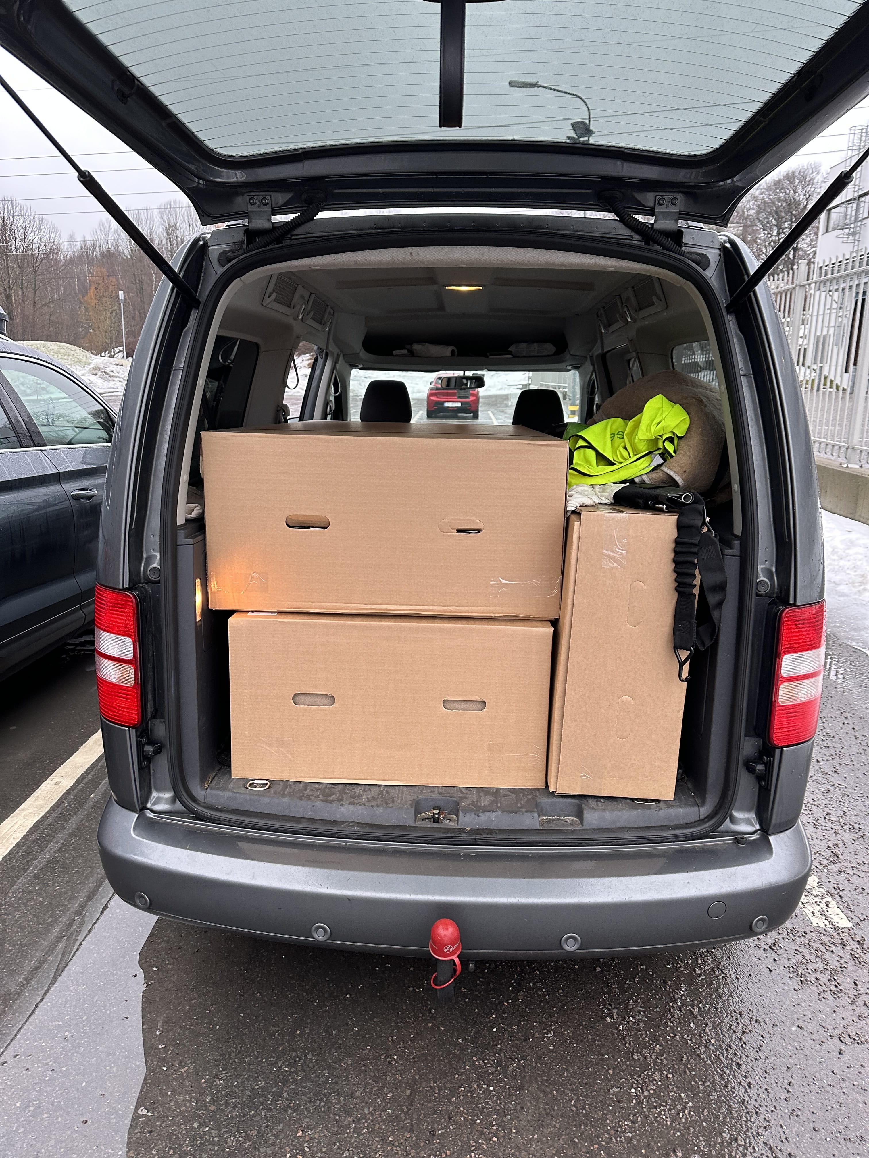 Volkswagen Caddy Maxi with Air conditioning