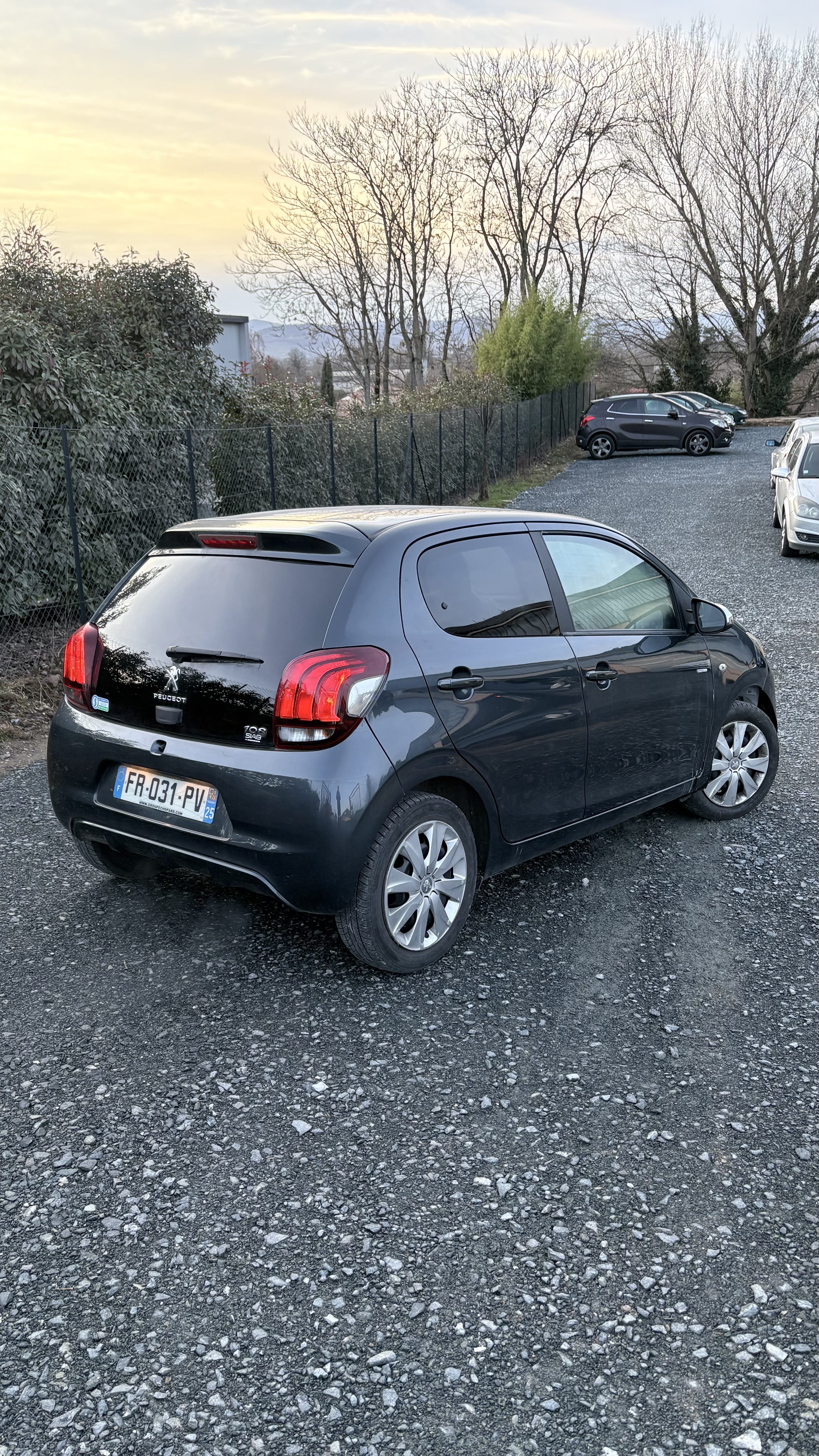 Peugeot 108 avec Climatisation