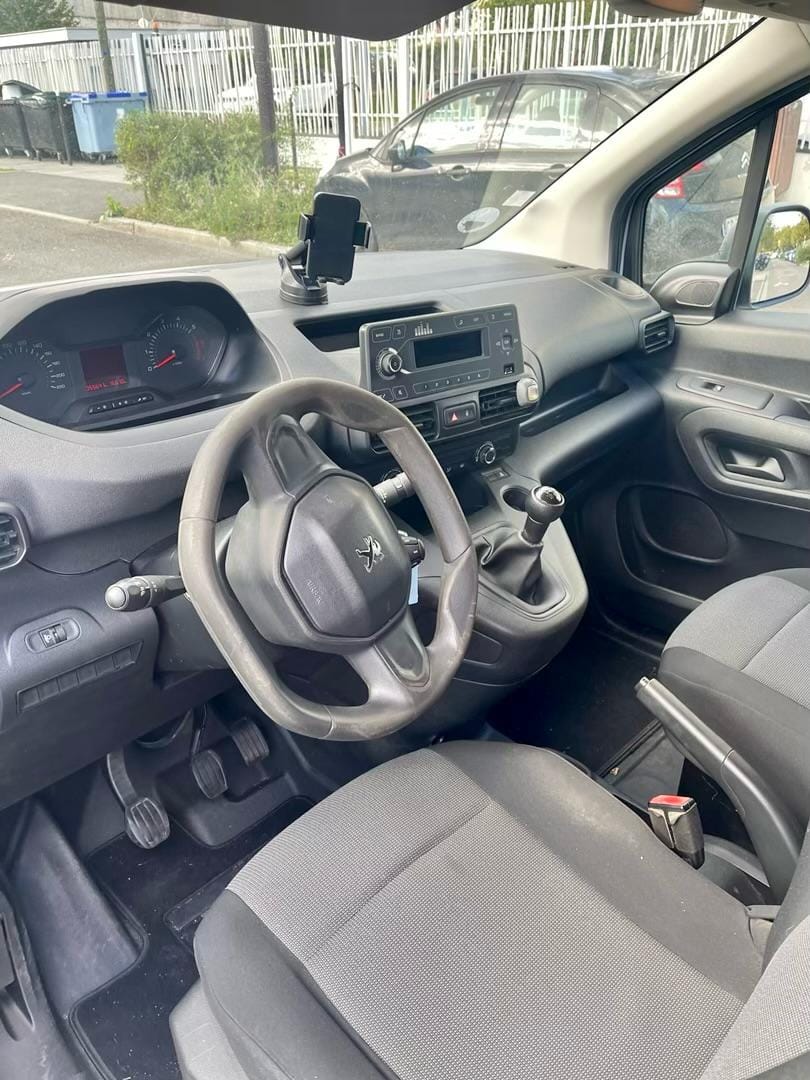Peugeot Partner Fourgon avec Entrée audio / iPod