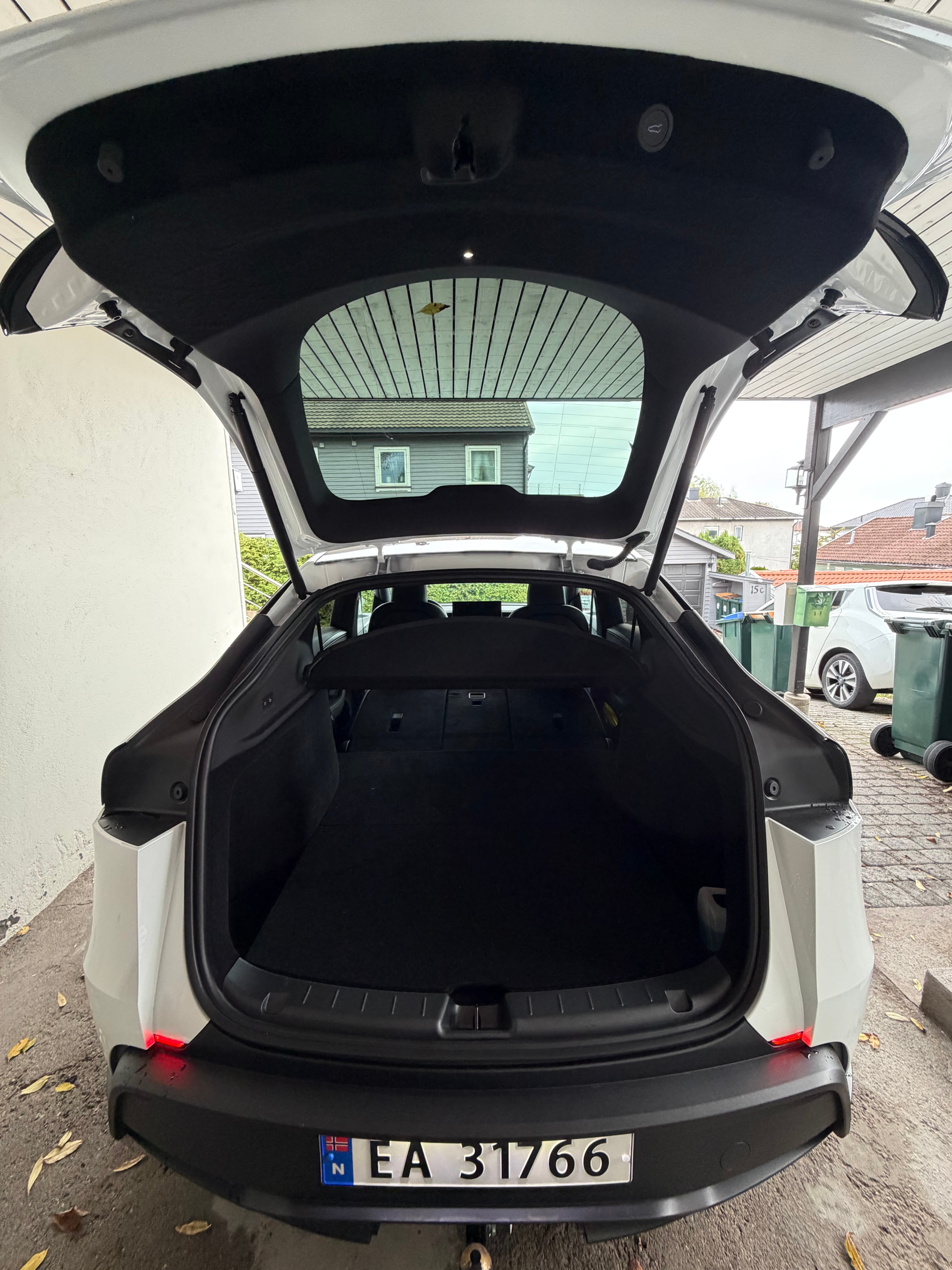 Tesla Model Y Long Range 4x4 630km gratis lading! med Ryggekamera