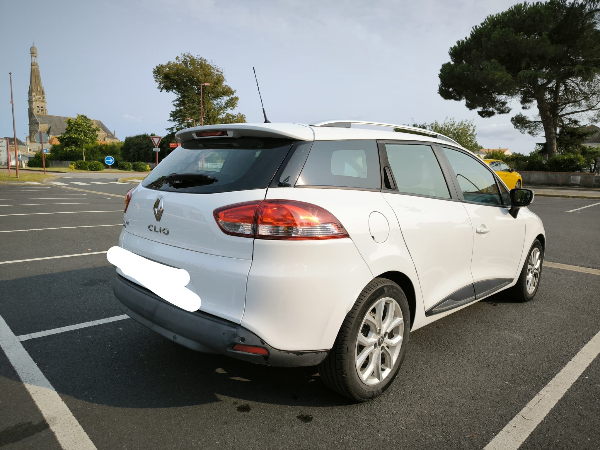 Renault Clio Estate