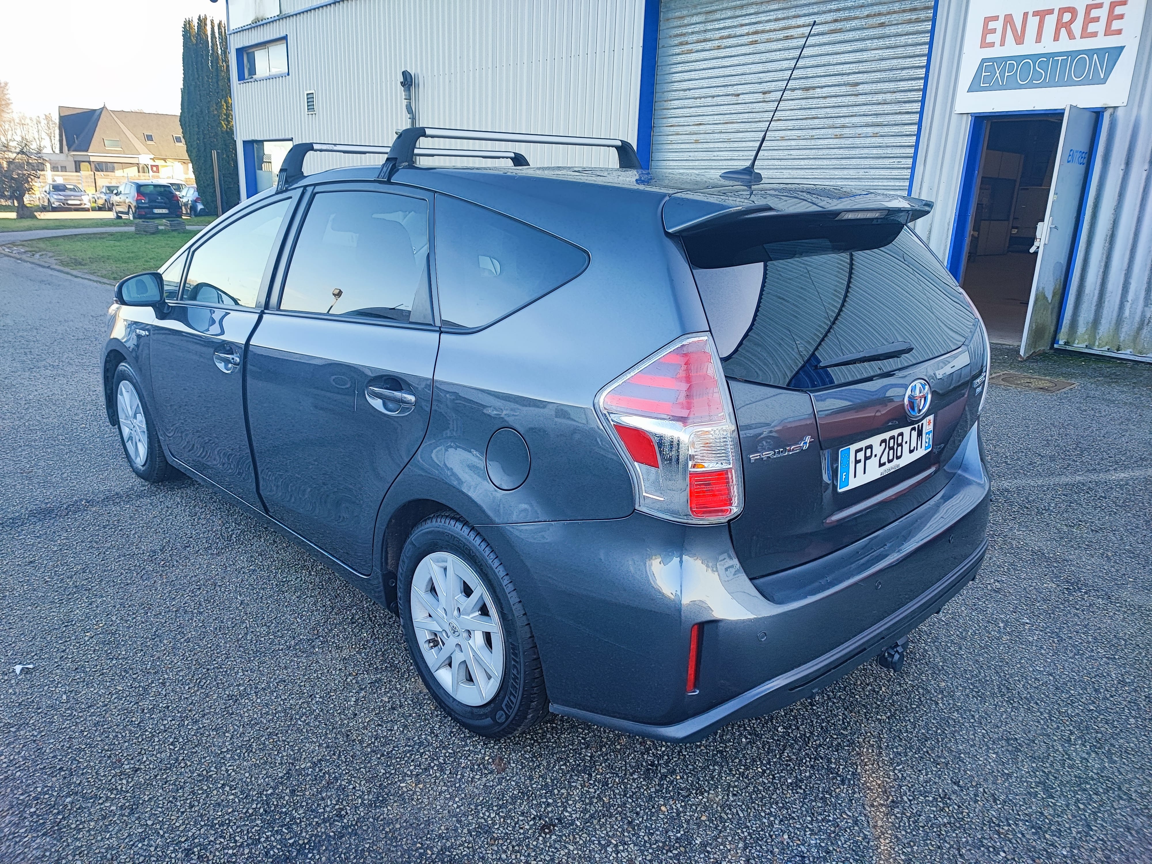 Toyota Prius + avec Climatisation