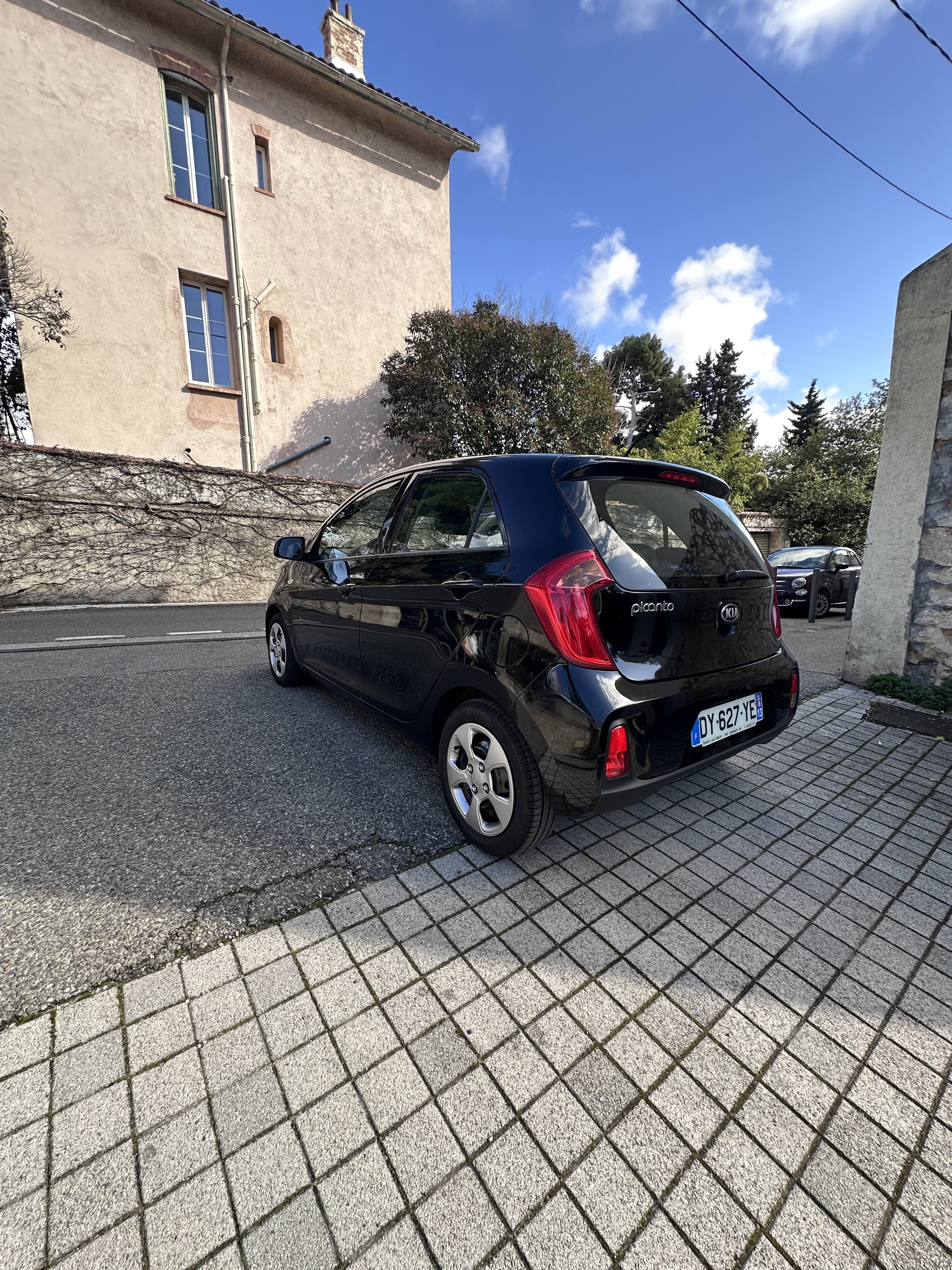 Kia Picanto avec Autoradio