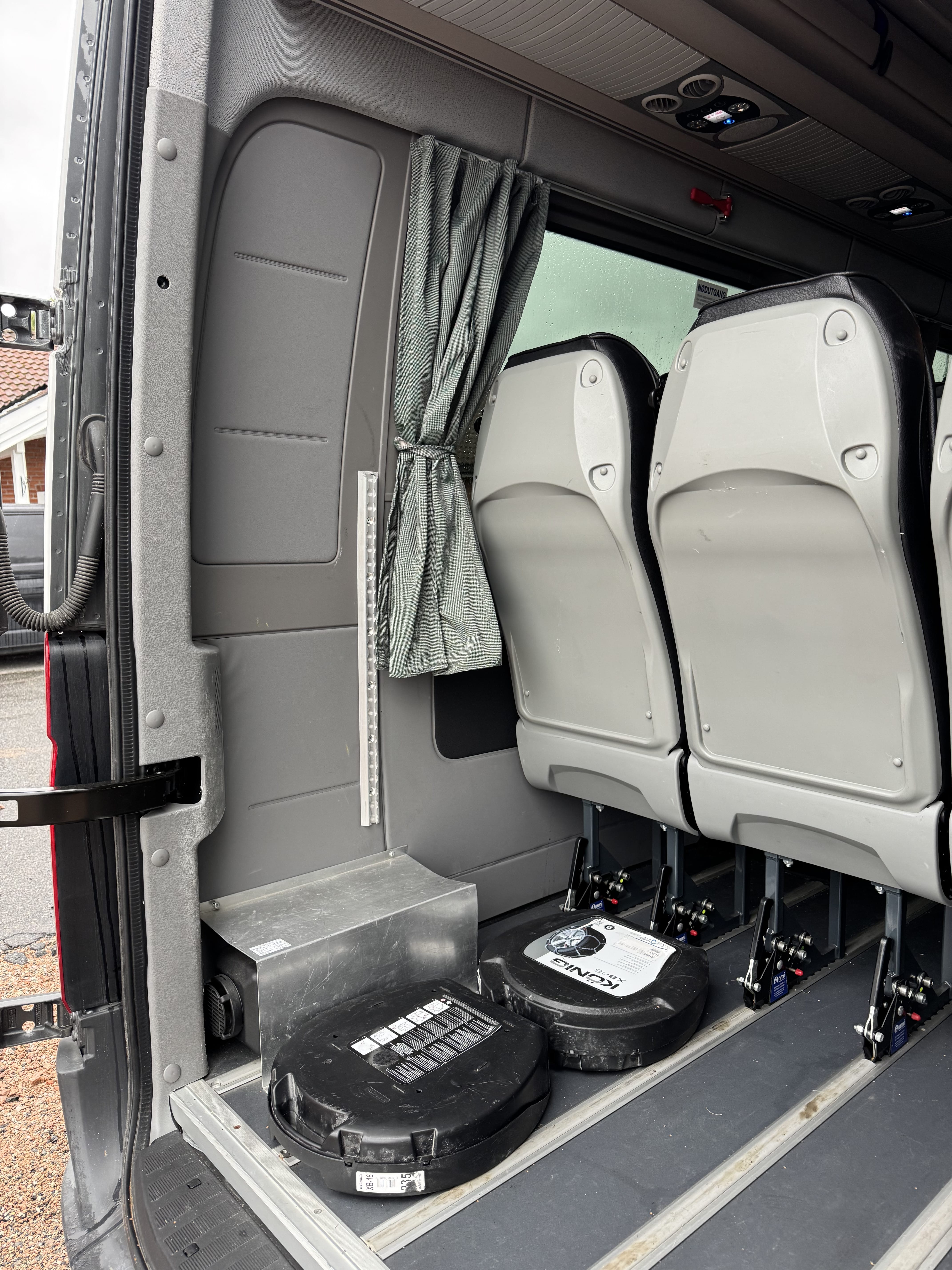 Volkswagen Crafter Combi 17 seter