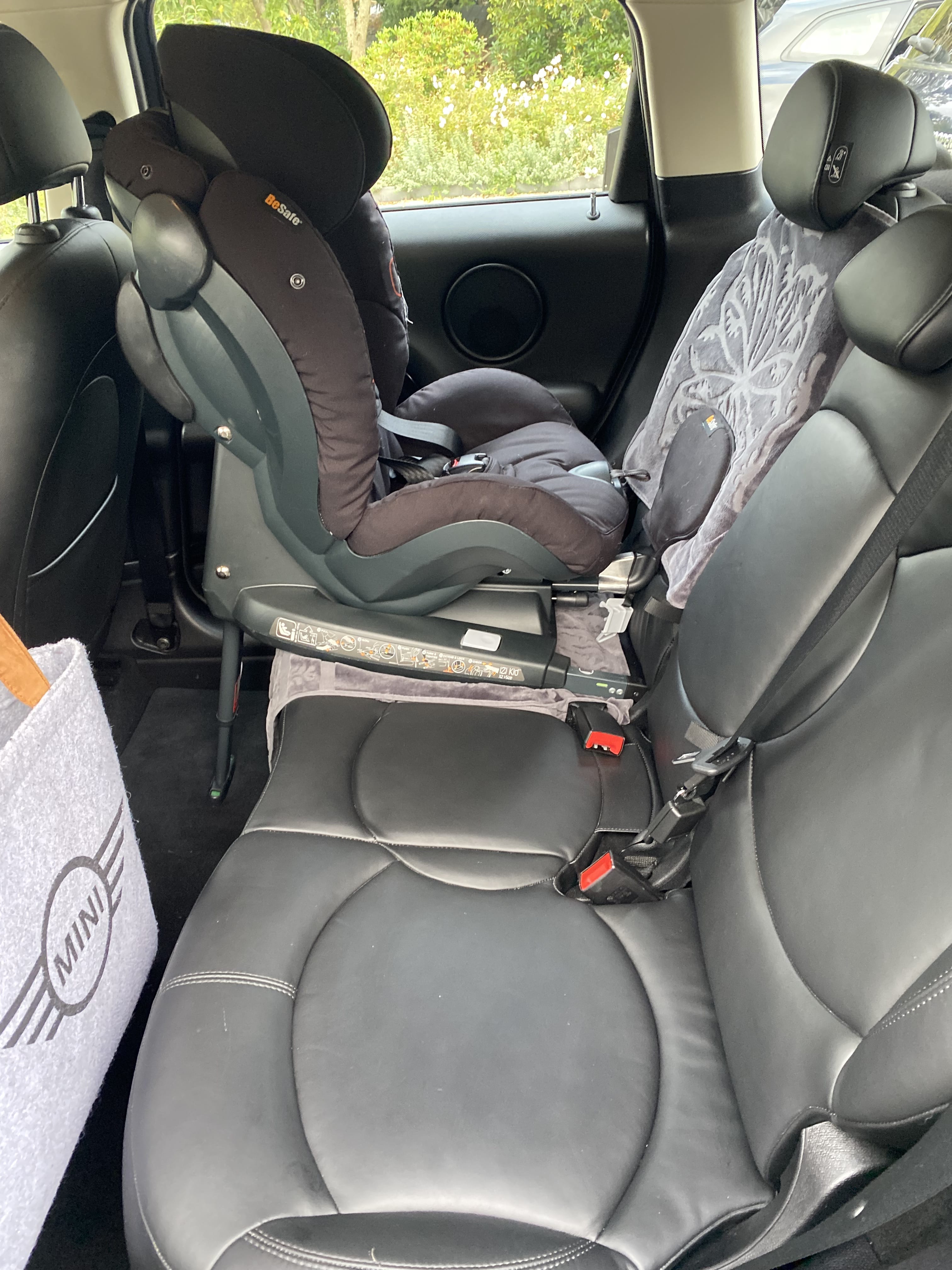 Mini Countryman Cooper SD avec Siège bébé