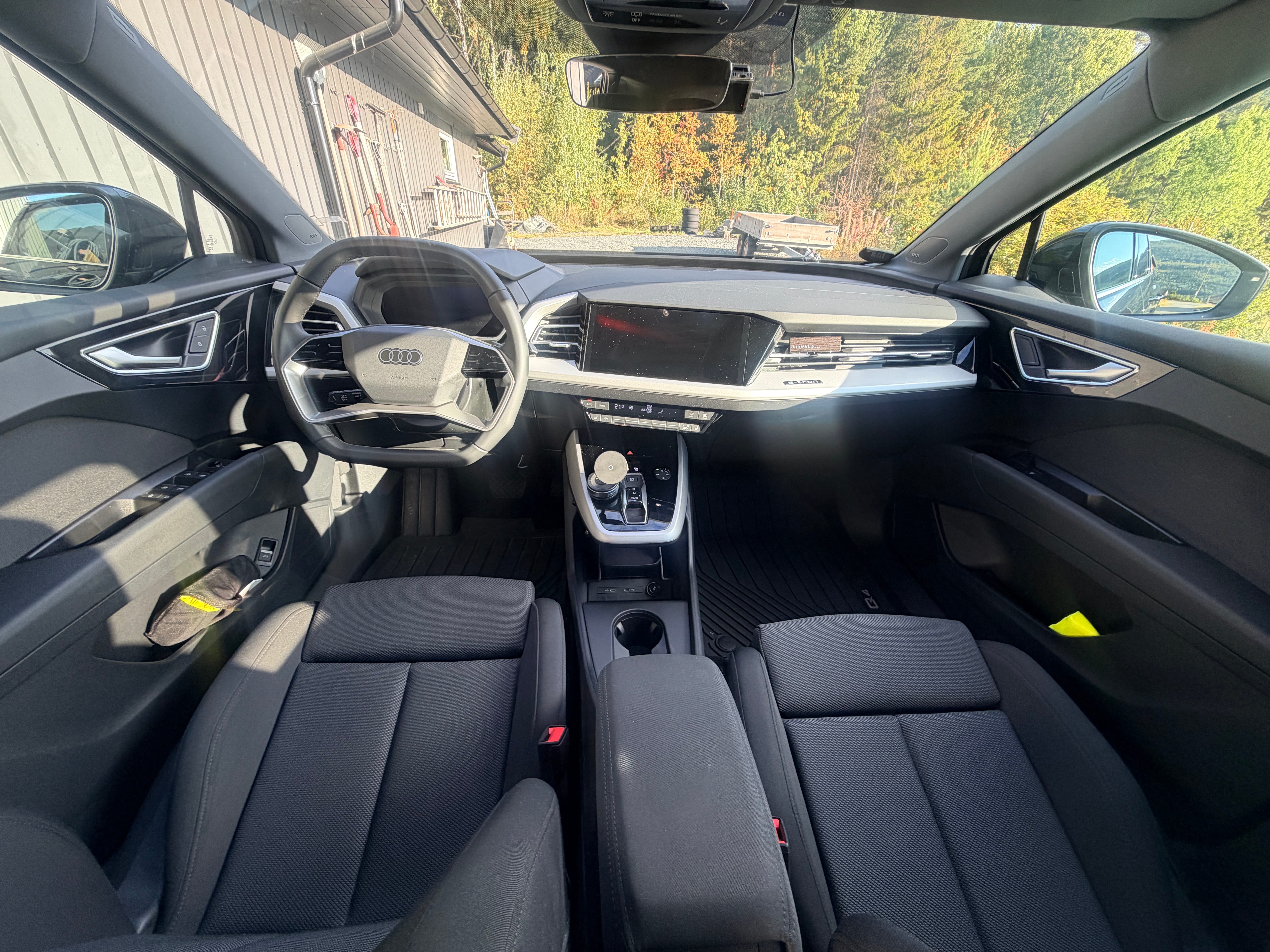 Audi Q4 45 e-tron quattro (AWD) med GPS