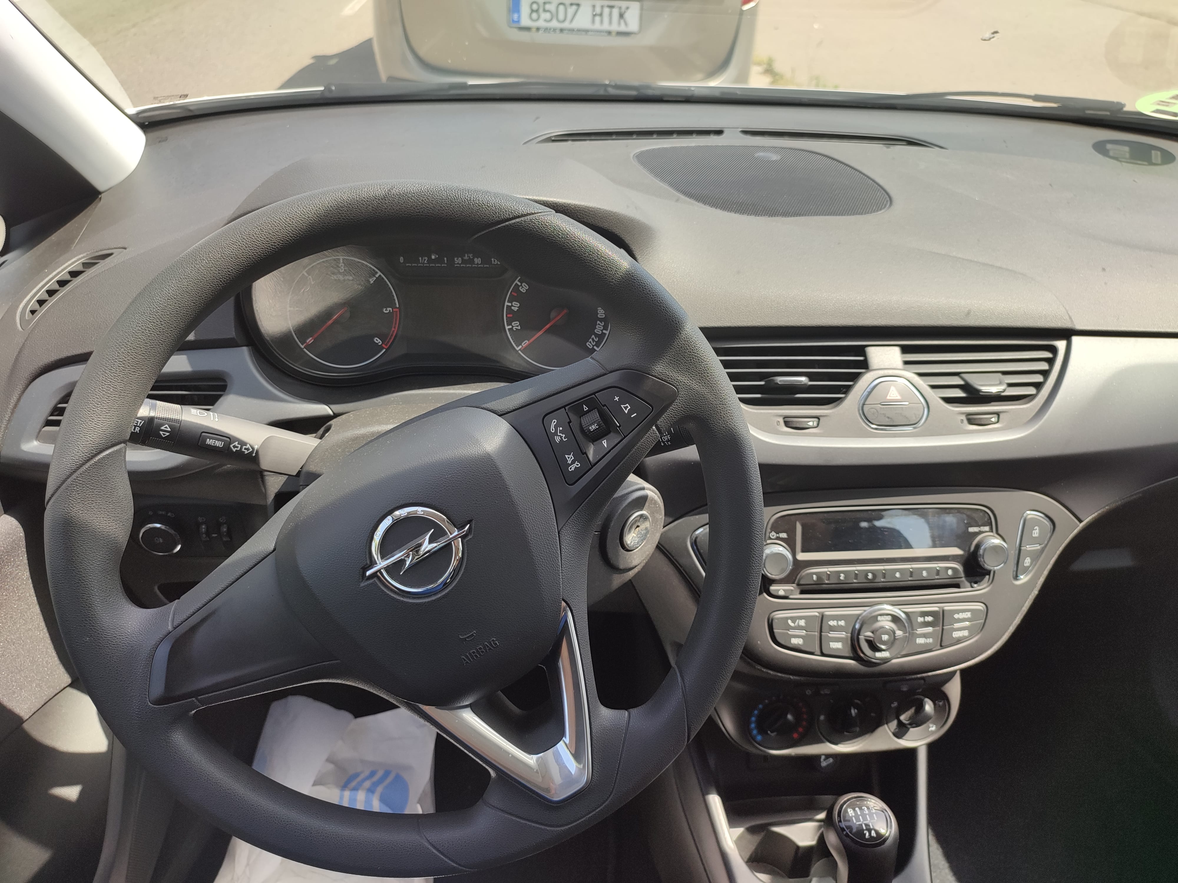 Opel Corsa con Entrada de Audio/iPod