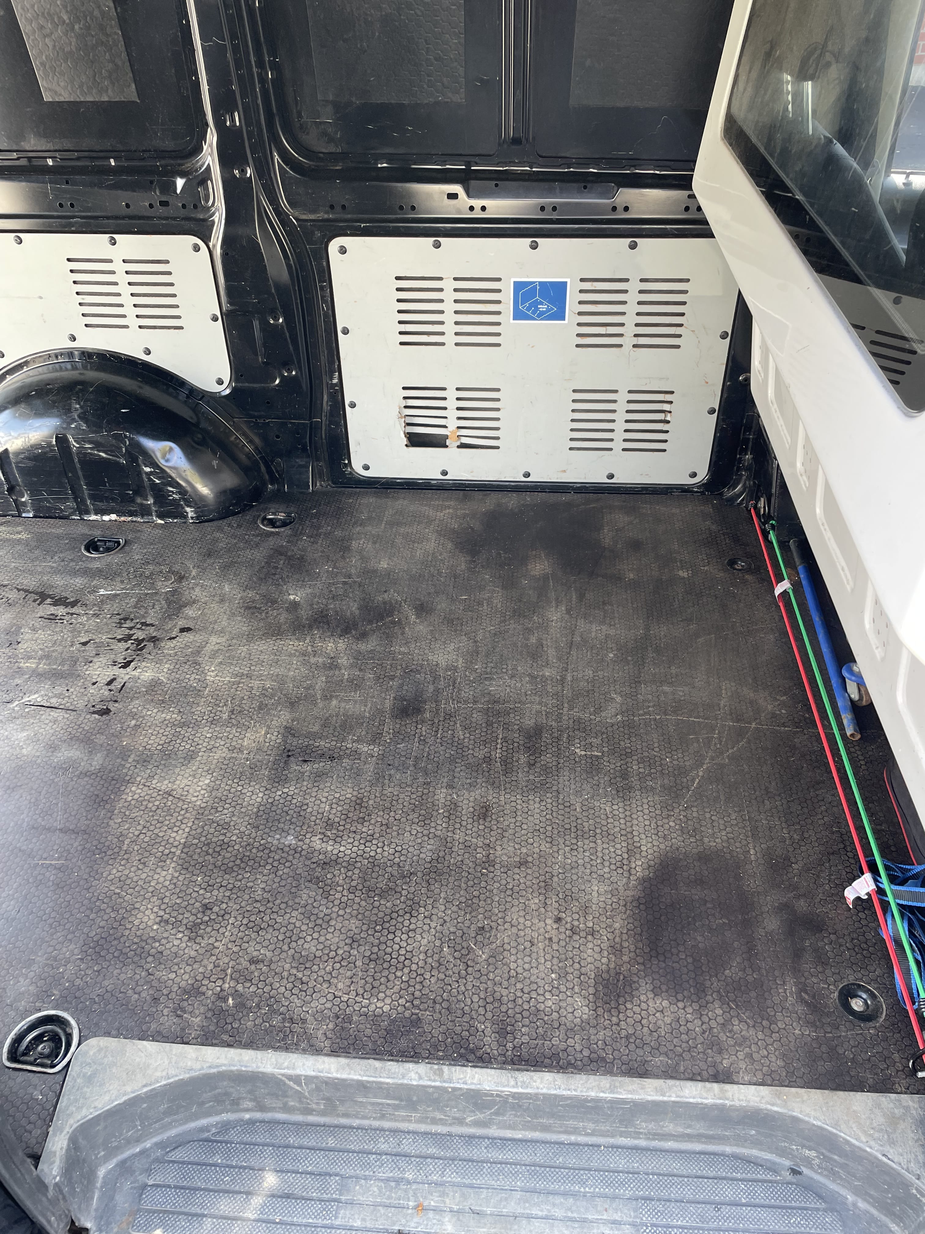Mercedes Vito Mixto med Vinterdekk