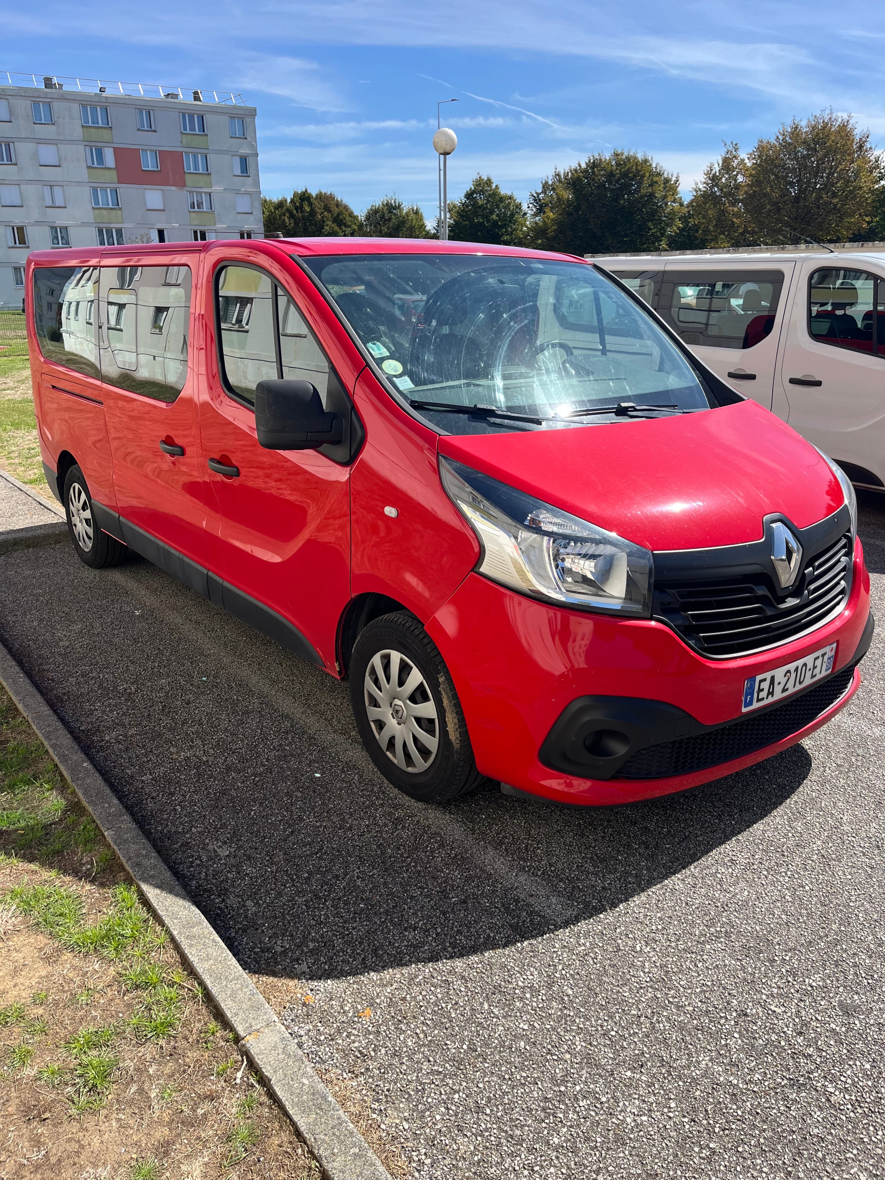 Renault Trafic Passenger mit Klimaanlage