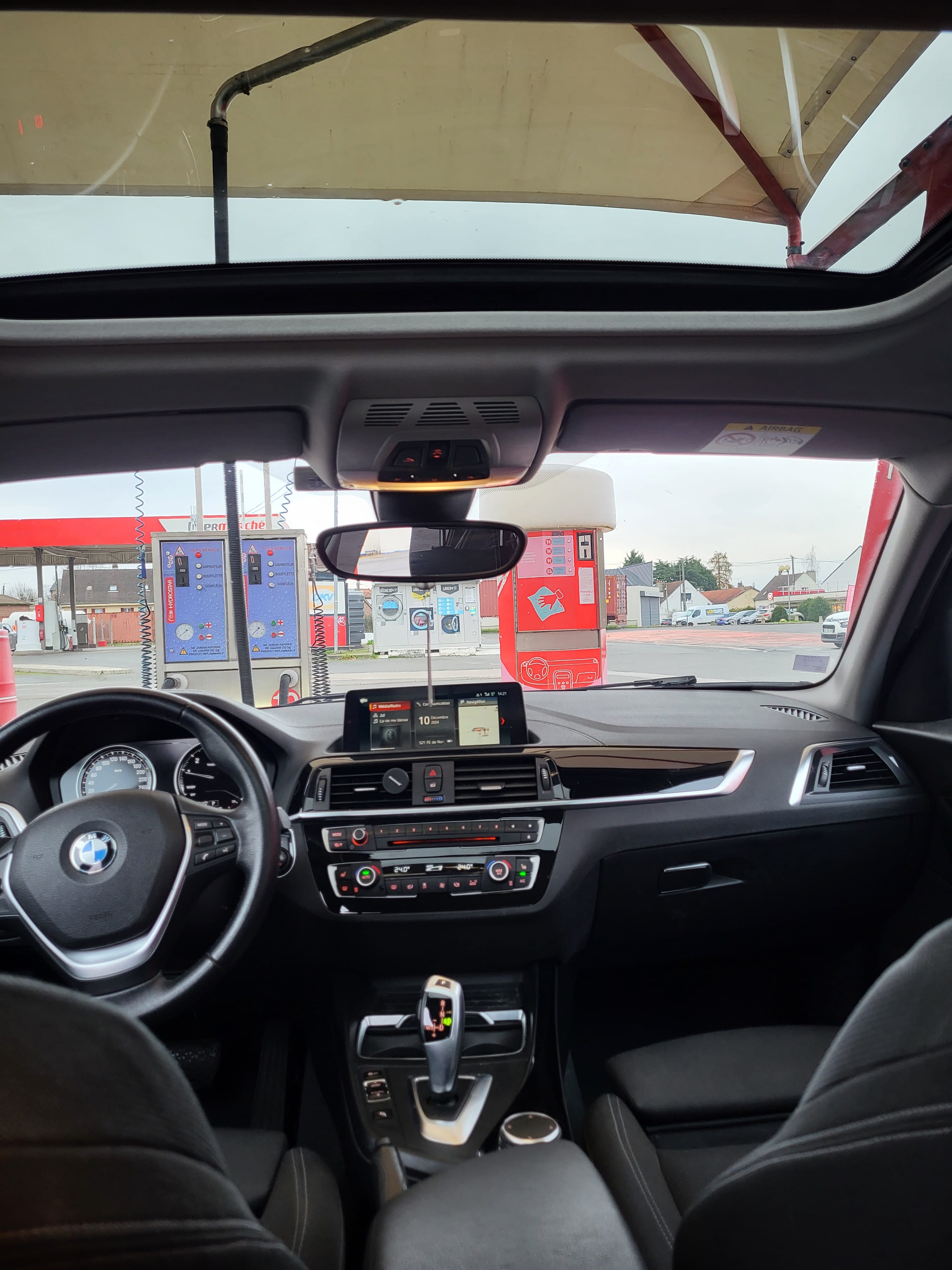BMW Série 1 avec Siège bébé