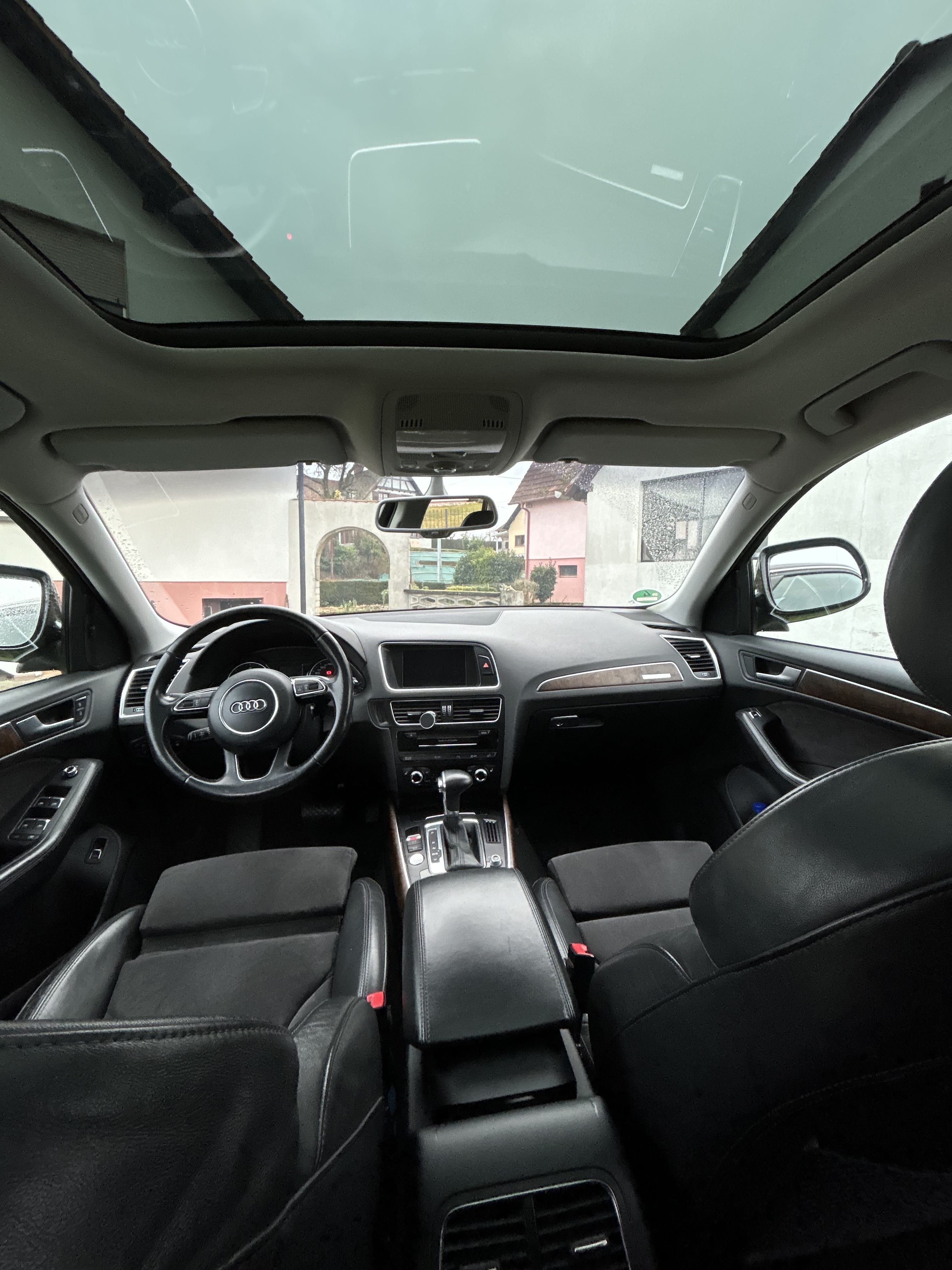 Audi Q5 2.0T Quattro Premium Plus avec GPS