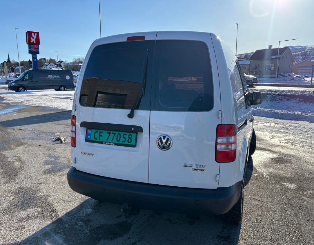 Volkswagen Caddy Varebil with GPS