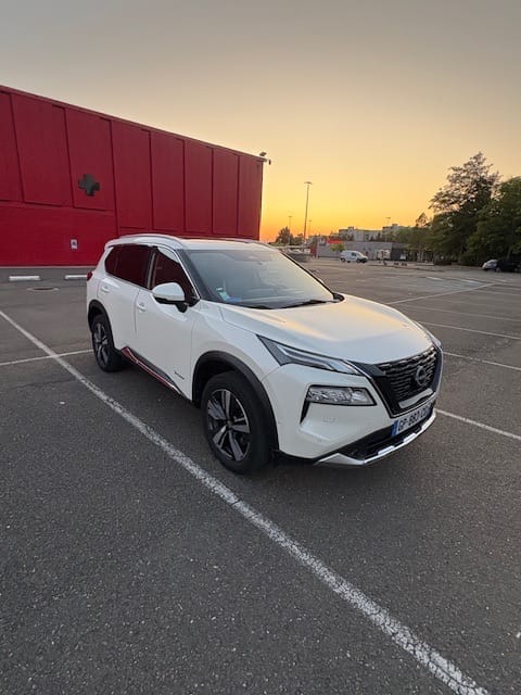 Nissan X-Trail, 2023, Essence 98 / Électrique (hybride), automatique