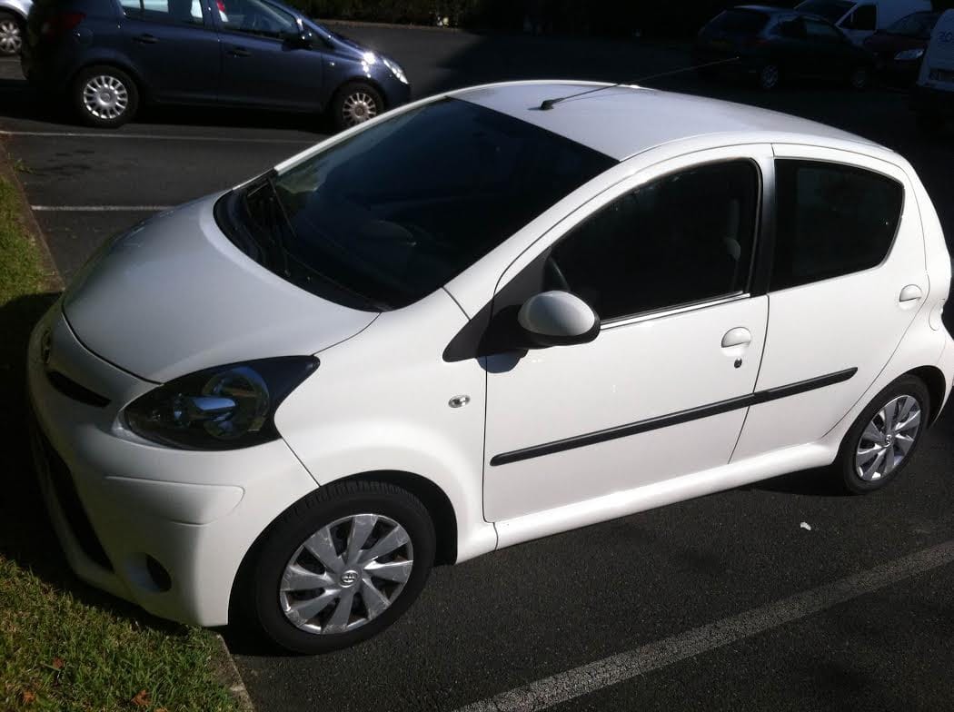 Toyota Aygo DYNAMIC, 2012, Essence 95