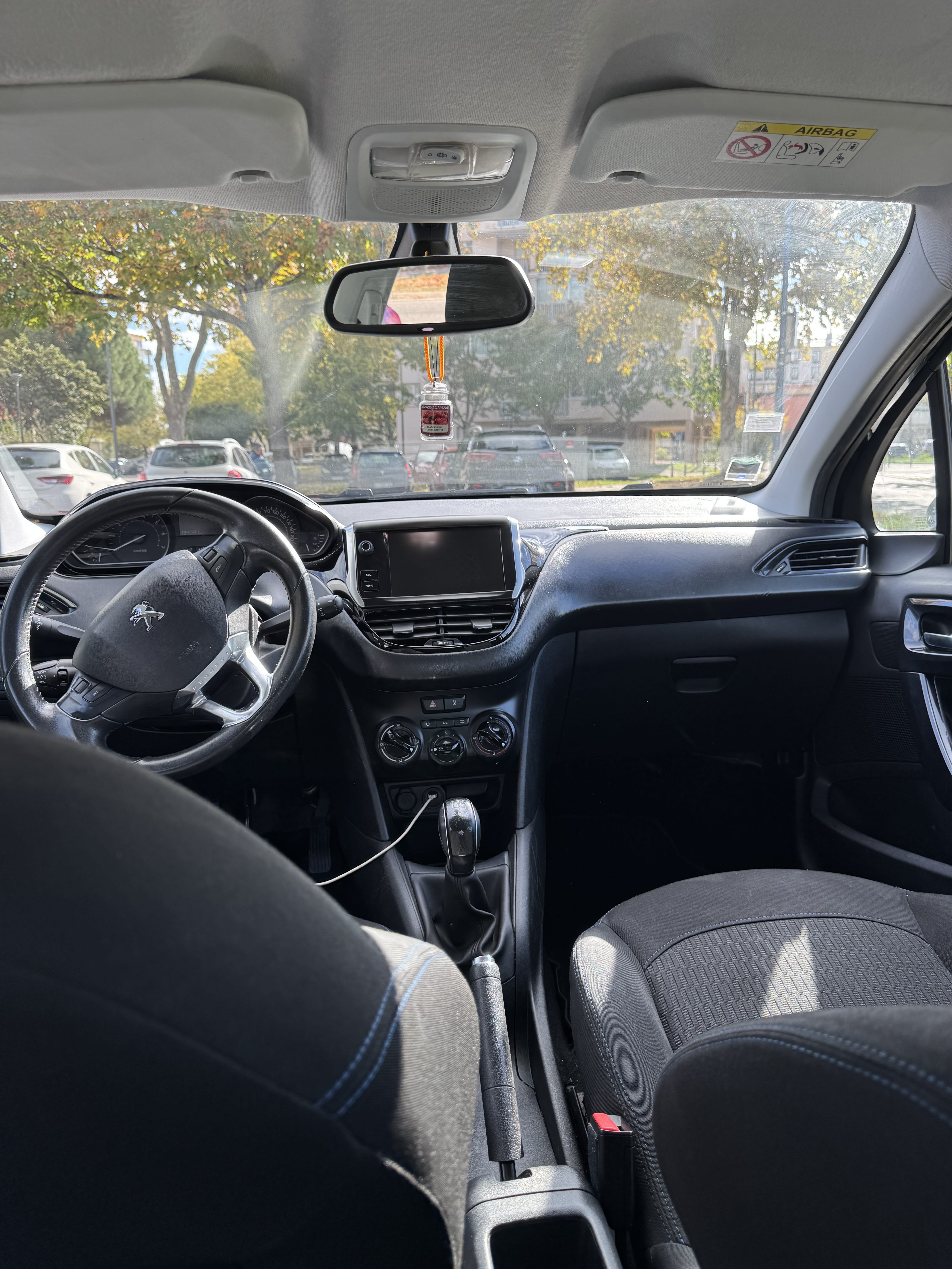Peugeot 208 avec Régulateur de vitesse