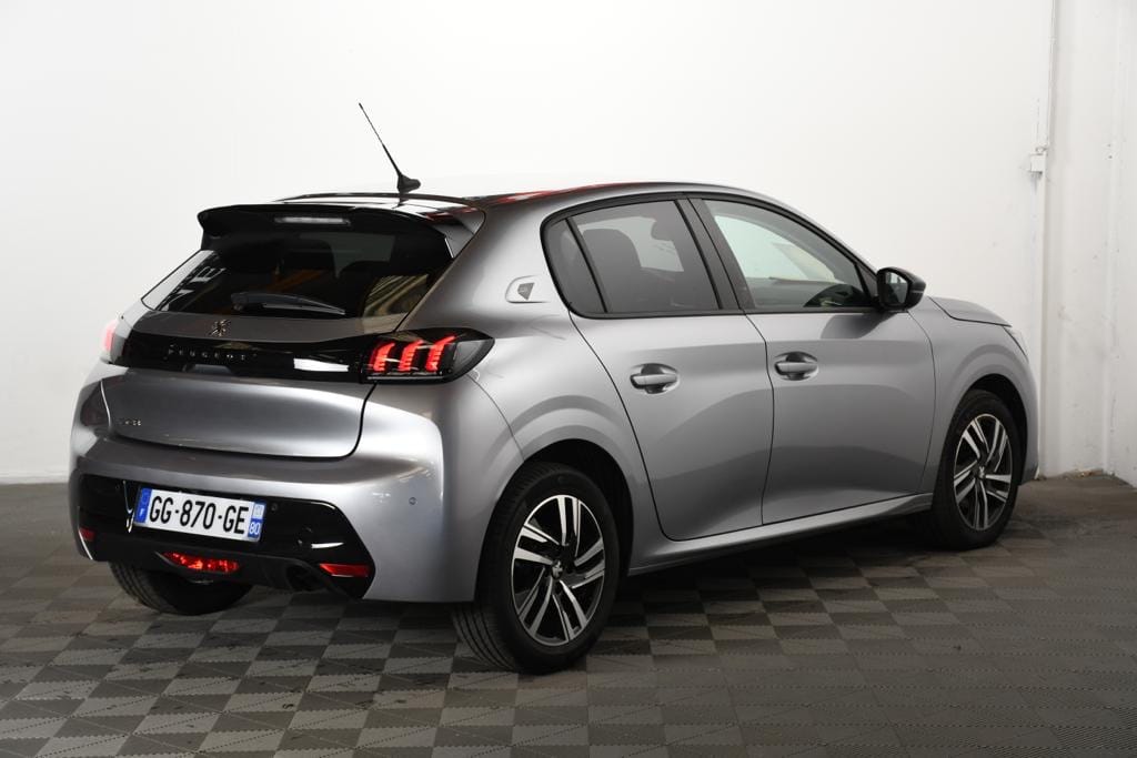 Peugeot 208 2022 Gris avec GPS
