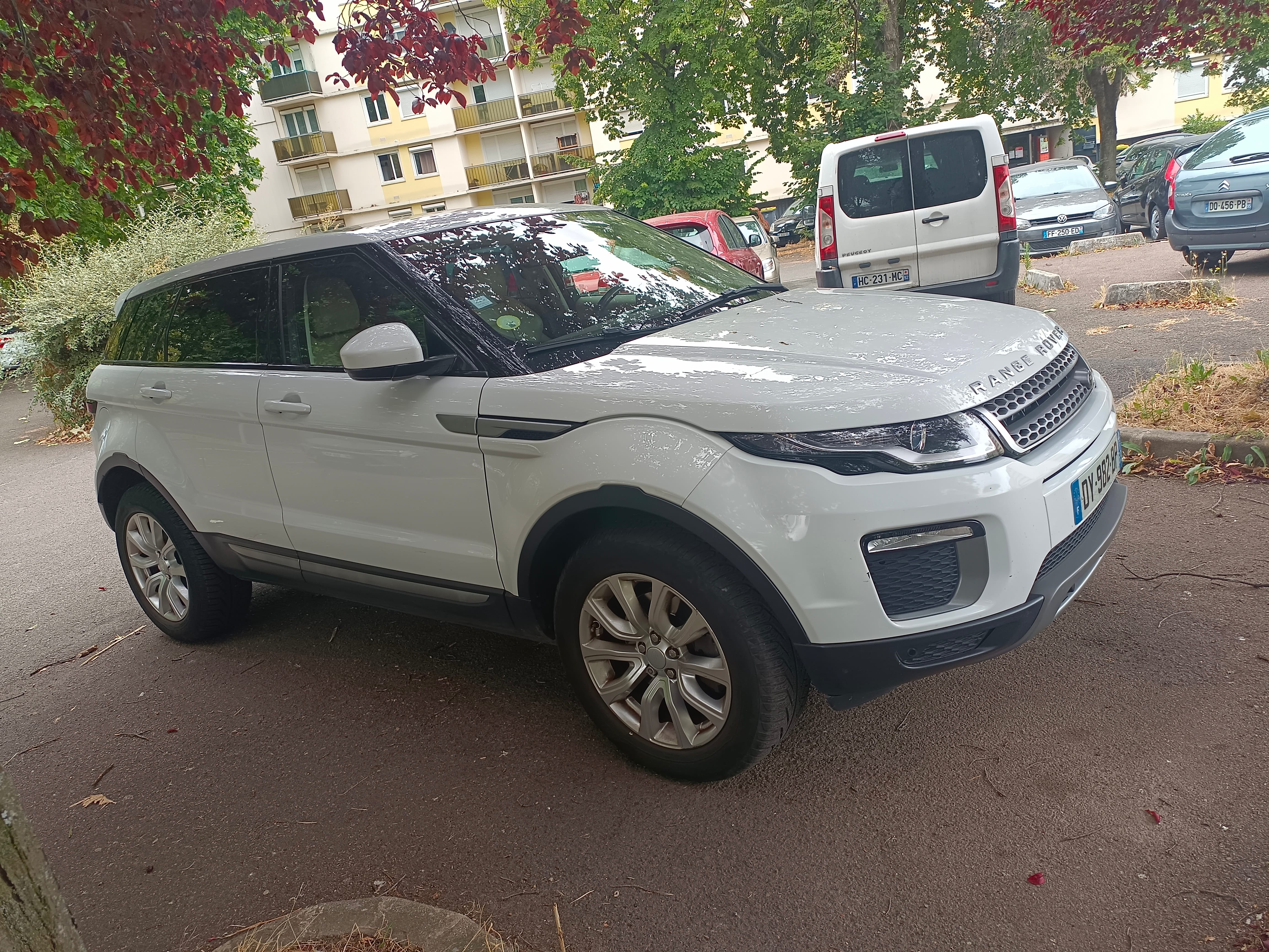 Land-Rover Range Rover Evoque avec Quatre roues motrices