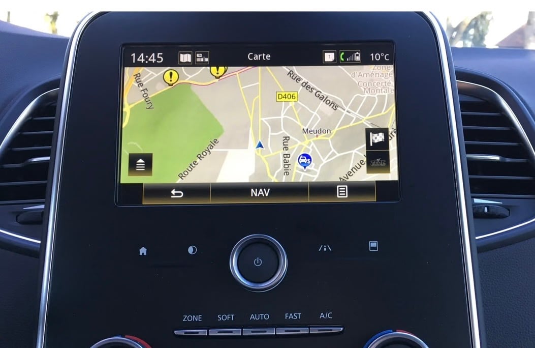 Renault Grand Scenic with Bluetooth audio