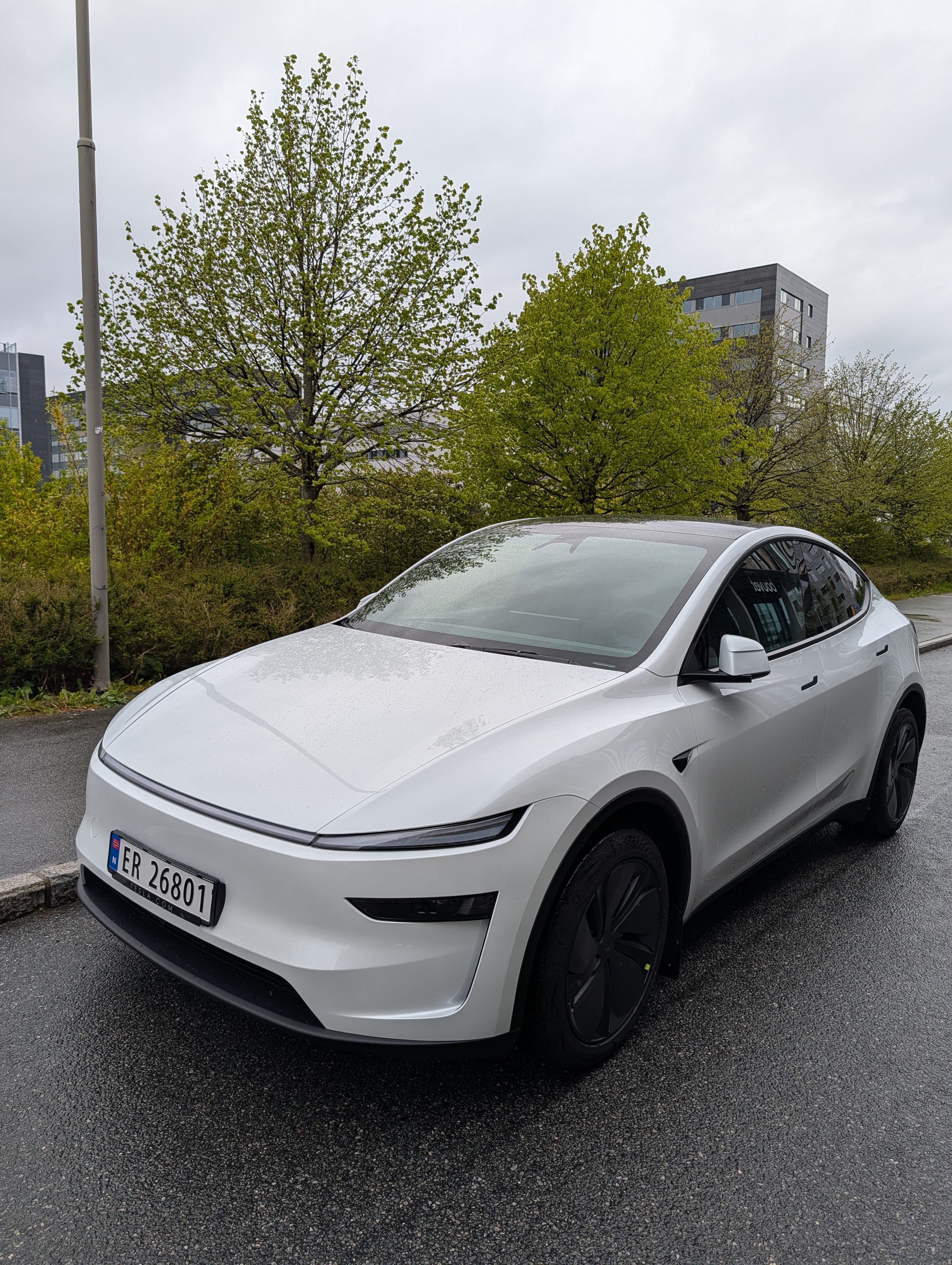 Tesla Model Y Long range, 2026, Elektrisk, automatisk, 7 seter