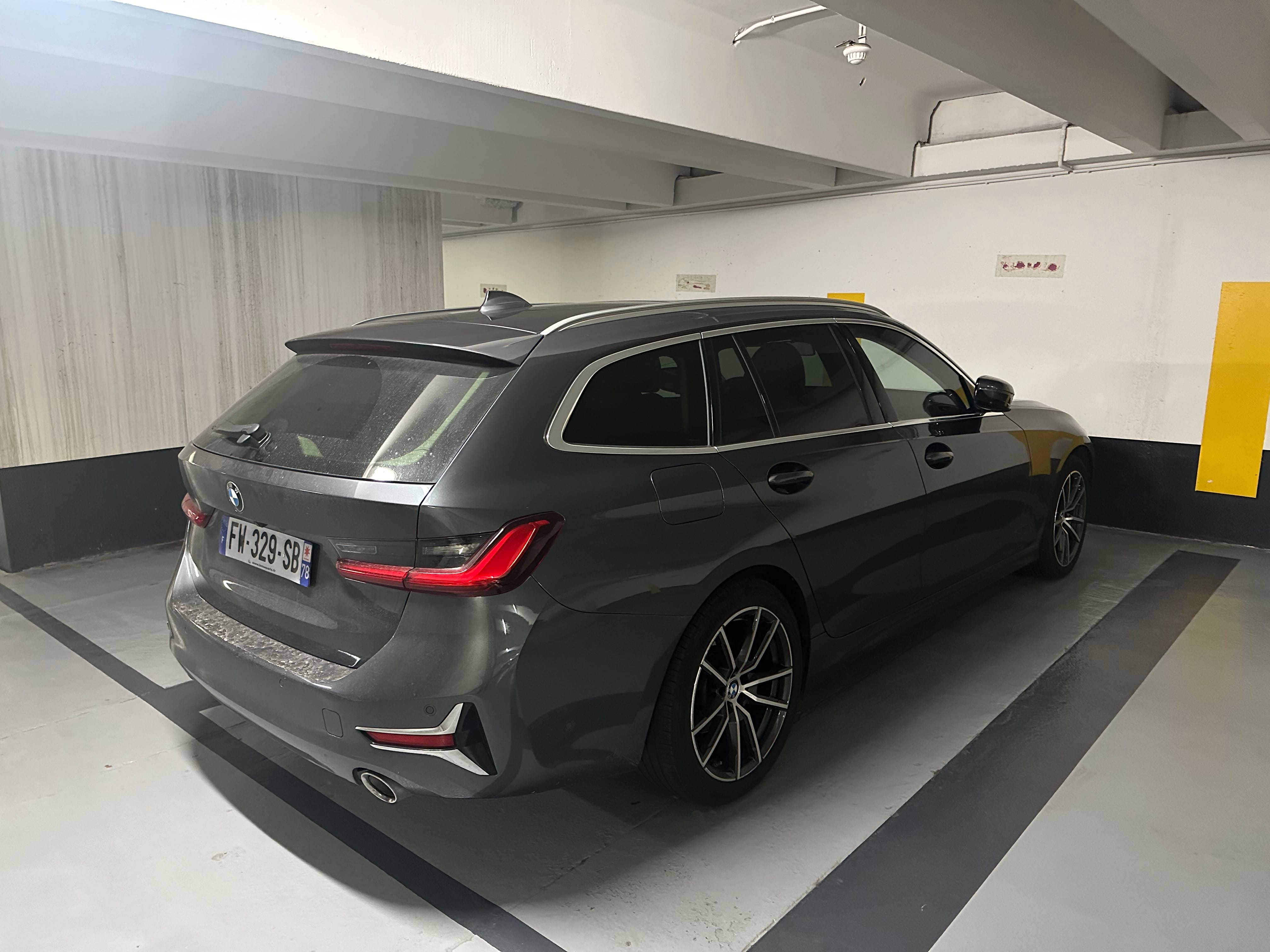 BMW Série 3 320d xDrive Luxury avec GPS