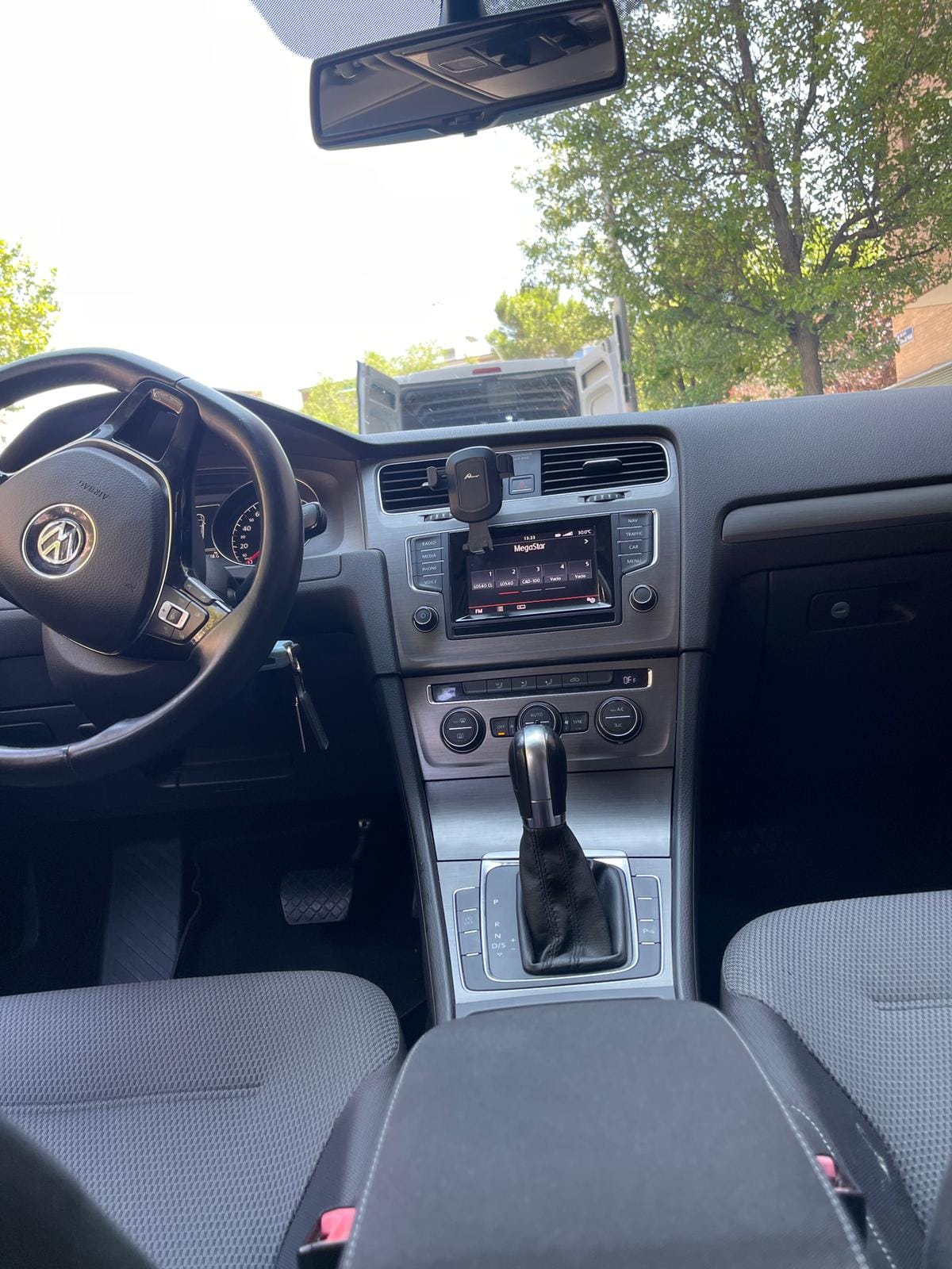 Volkswagen Golf con Control de velocidad