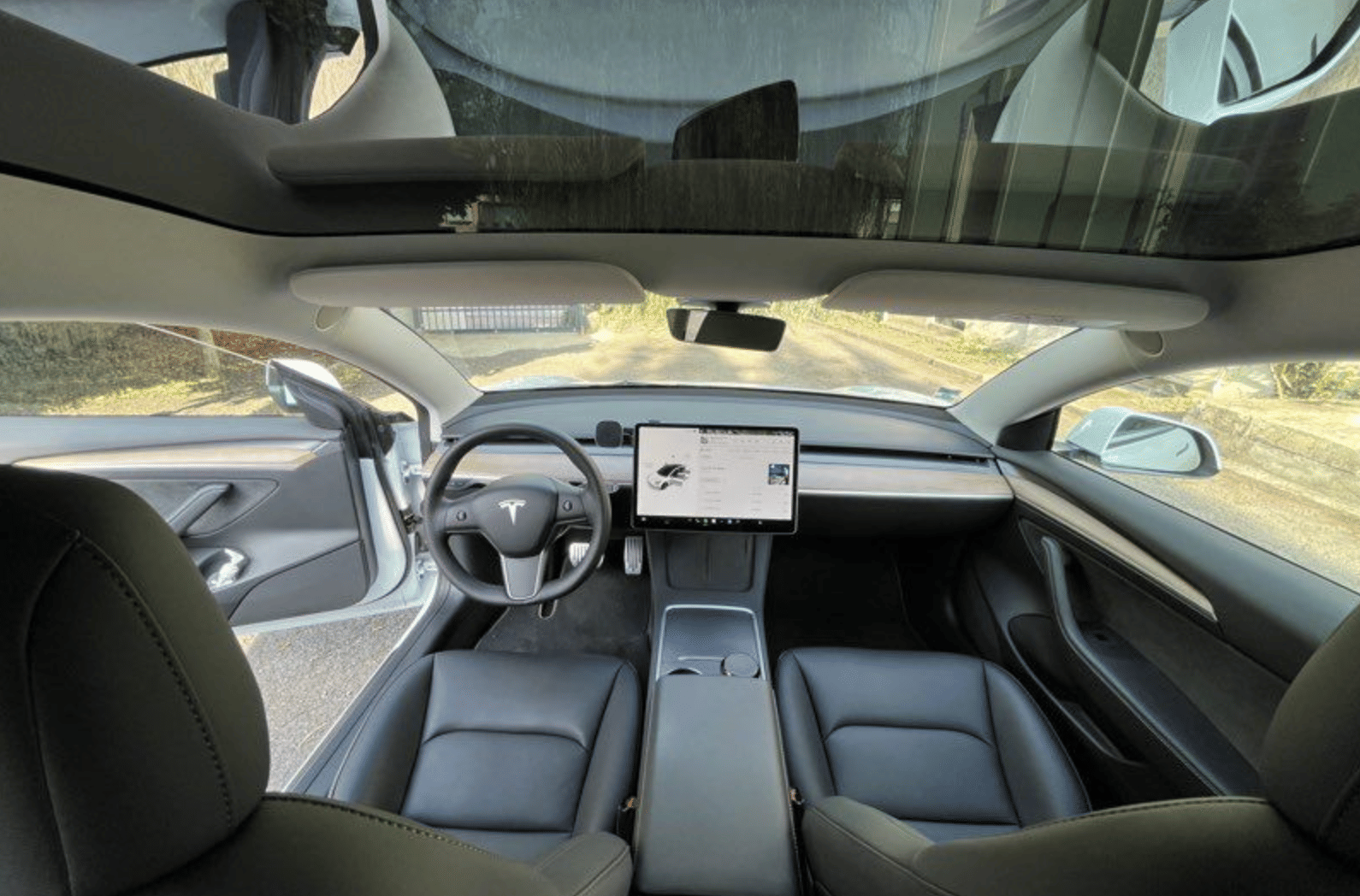 Tesla Model 3 SR+ 2023 avec Pneus neige