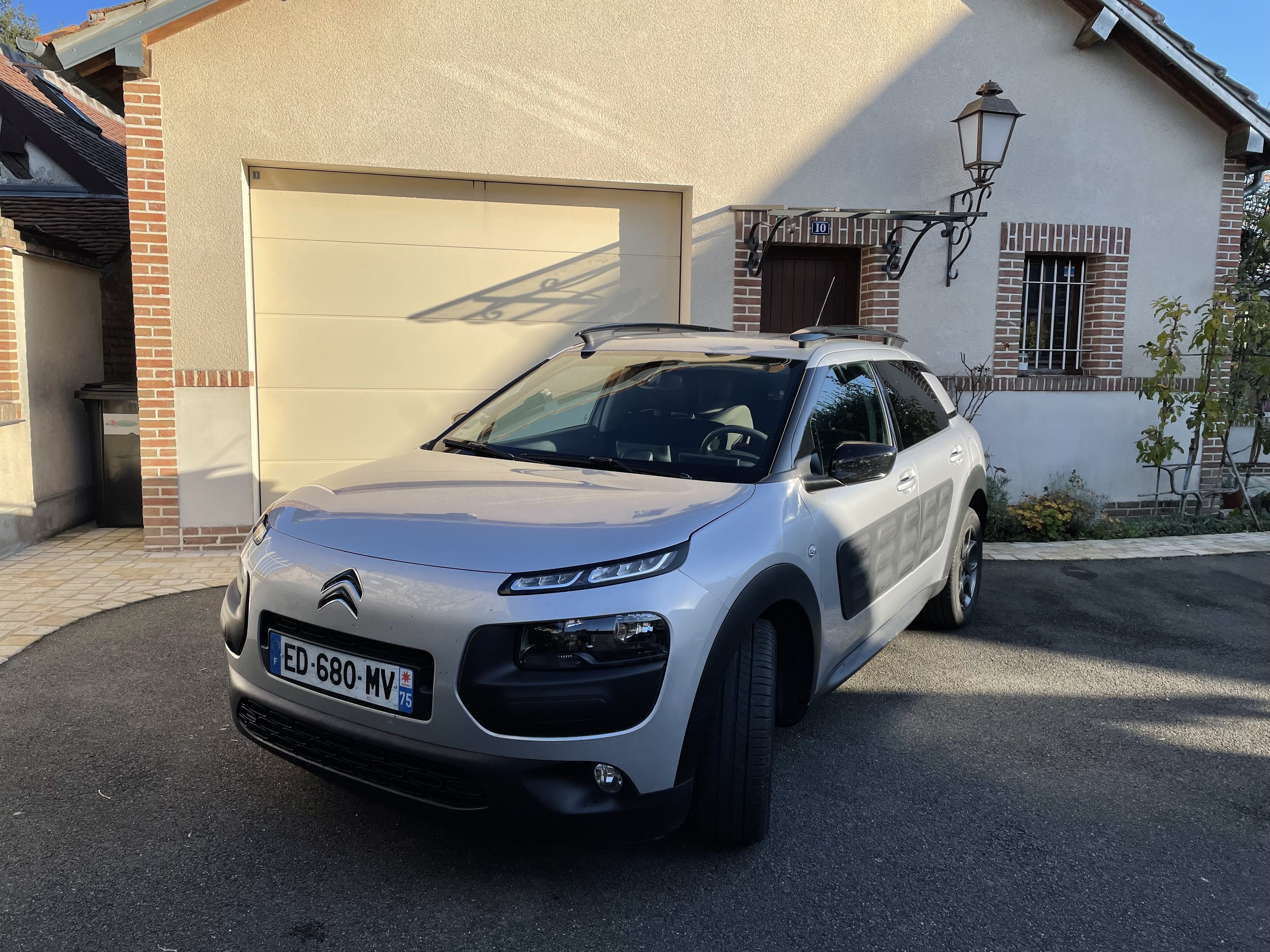 Citroen C4 Cactus, 2016, Essence 95, automatique