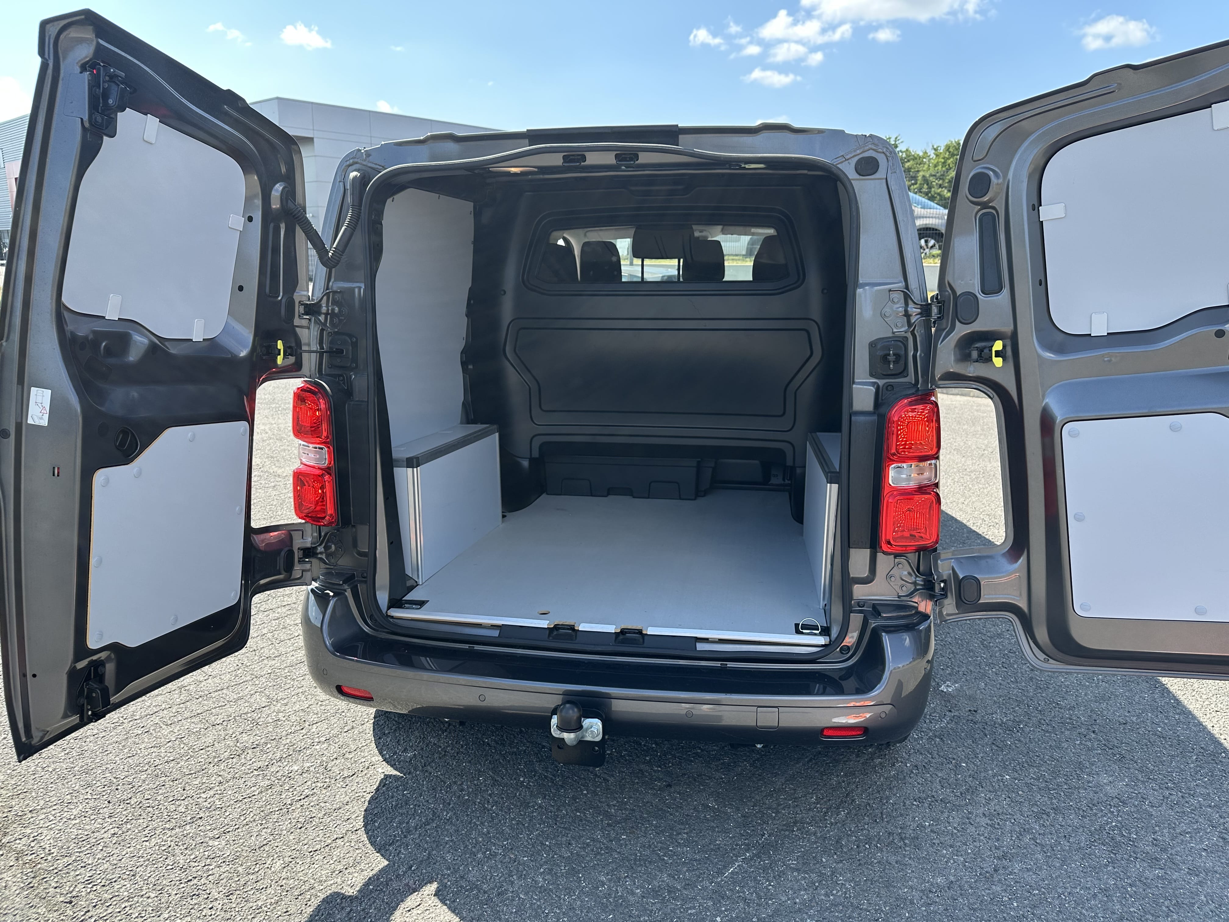 Peugeot Expert Double Cabine 2.0 hdi 150 ch avec Android Auto