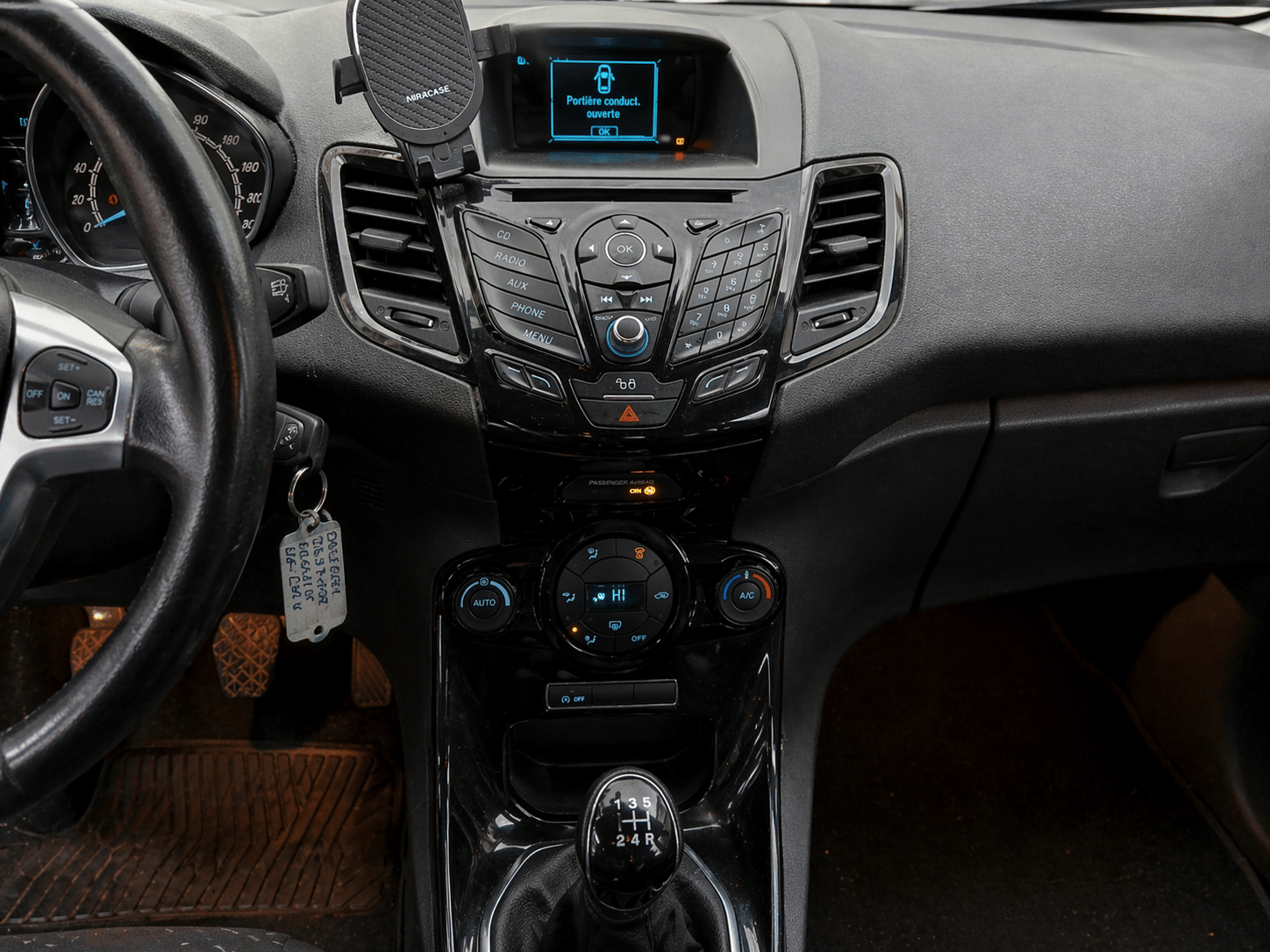Ford Fiesta Titanium avec Audio Bluetooth