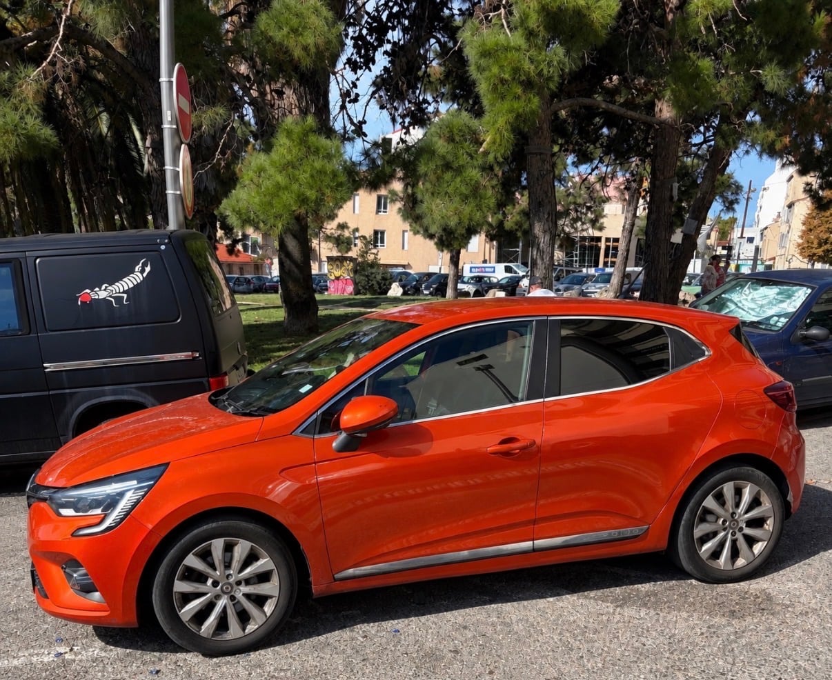 Renault Clio with Air conditioning