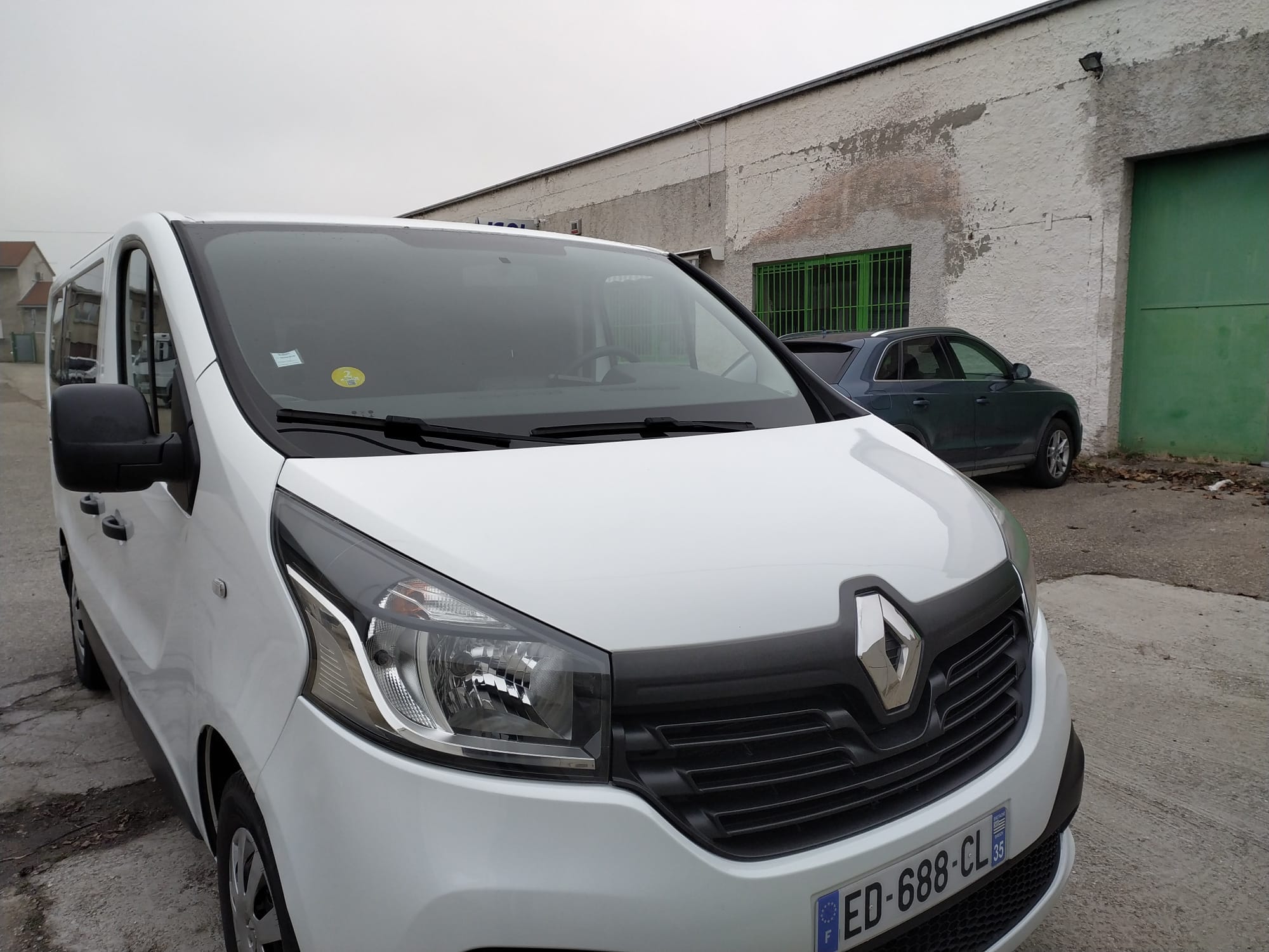 Renault Trafic Passenger Blanc L1, 2016, Diesel, 9 places et plus
