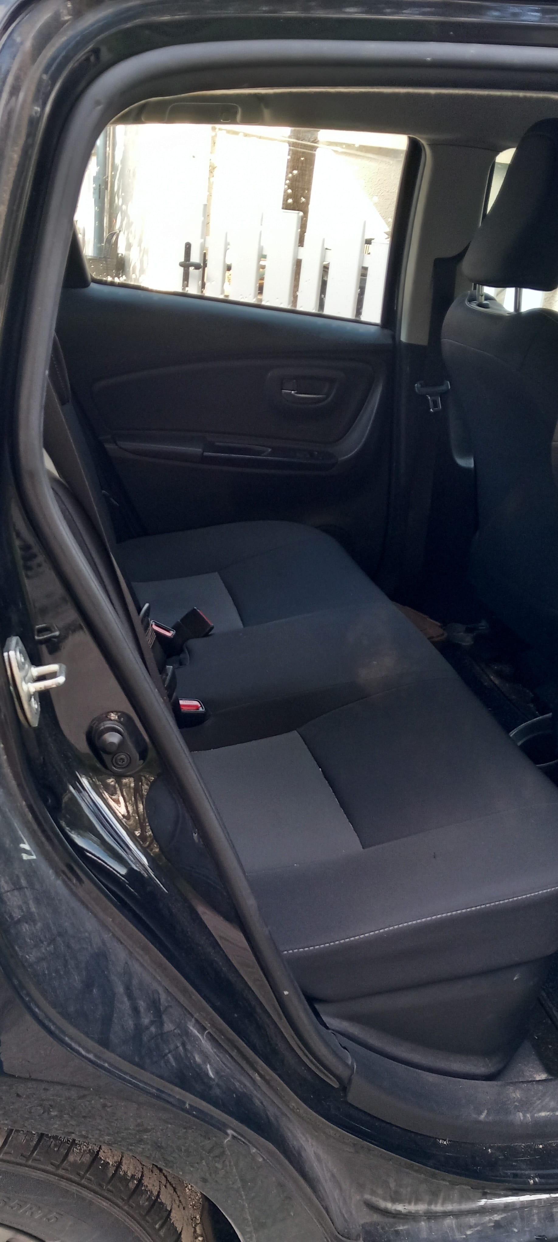 Toyota Yaris Hybride avec Climatisation